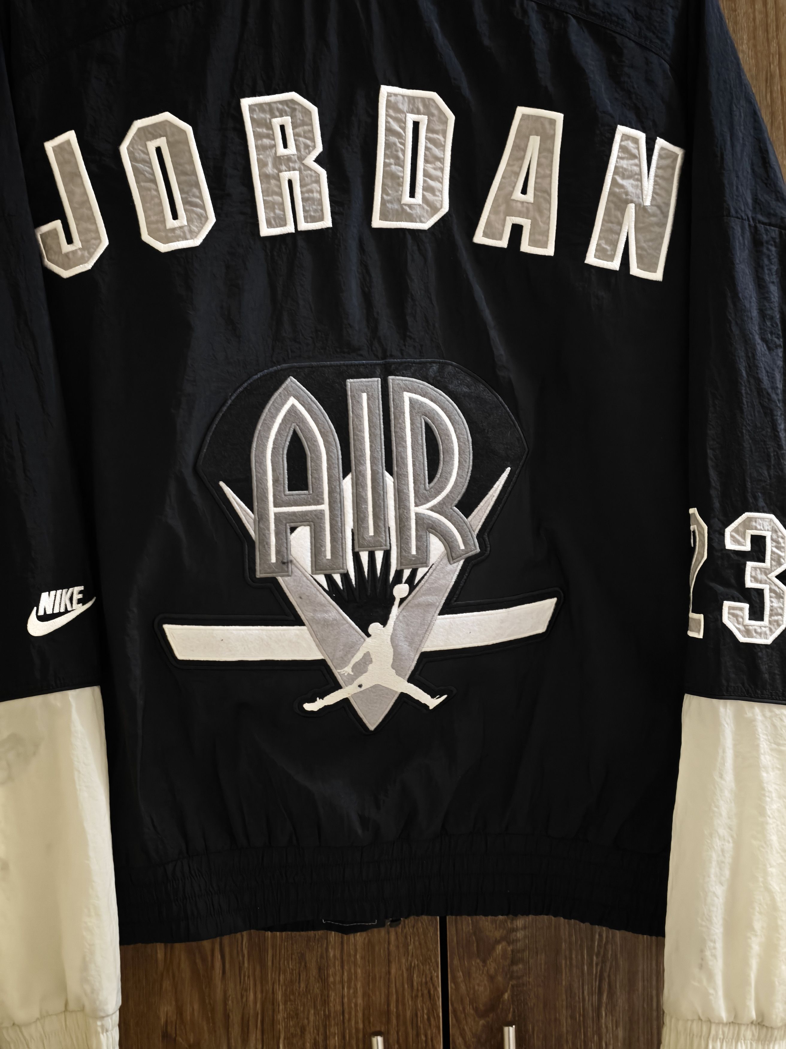 Nike Vintage 90's /Y2K Nike Air Jordan Legacy Windbreaker Hoodie Size US M / EU 48-50 / 2 - 3 Thumbnail