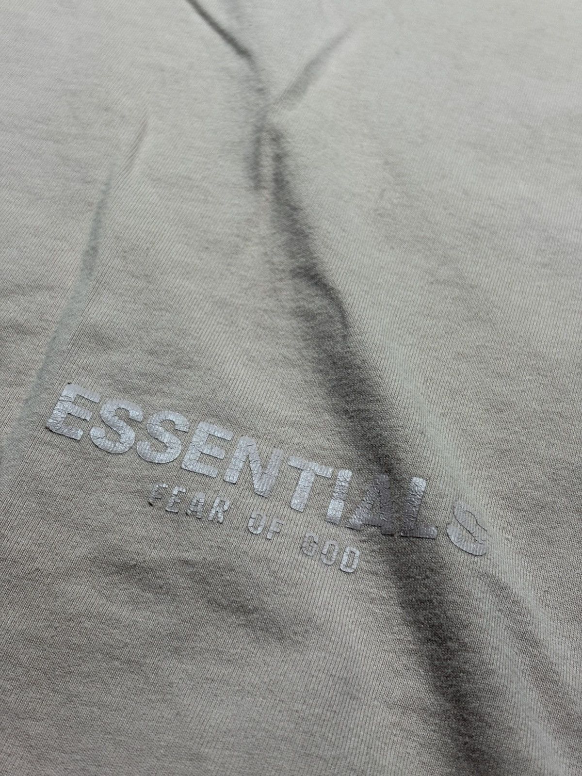 Essentials × Fear of God Essentials Fear Of God Pink Logo 3M Size US L / EU 52-54 / 3 - 5 Thumbnail