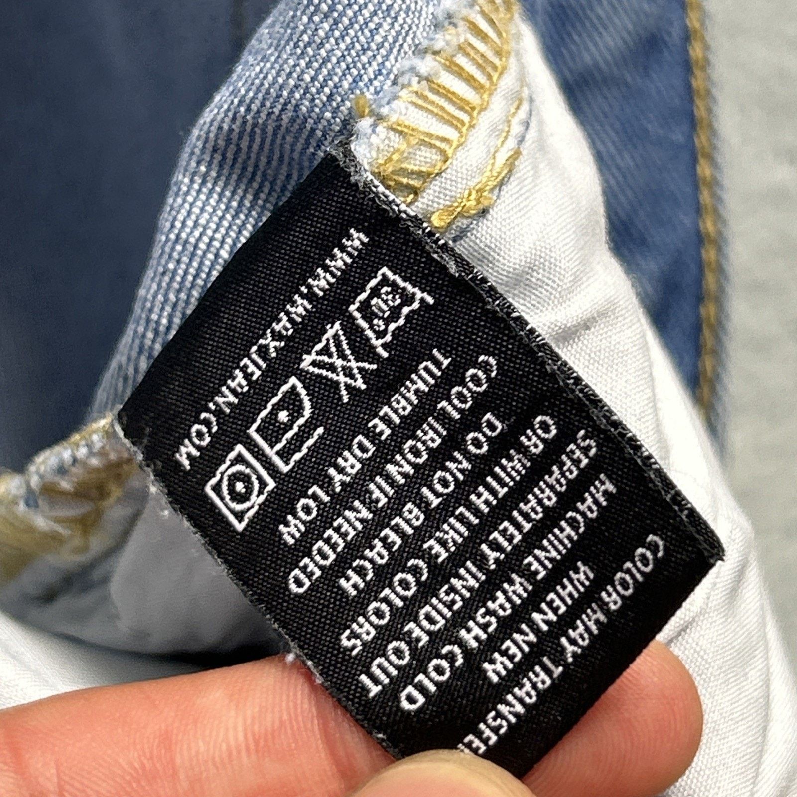 Levi's Beyond Baggy Dojo Flare Jeans Womens 31x27 Raw Hems Hamilton Size 31" - 11 Thumbnail