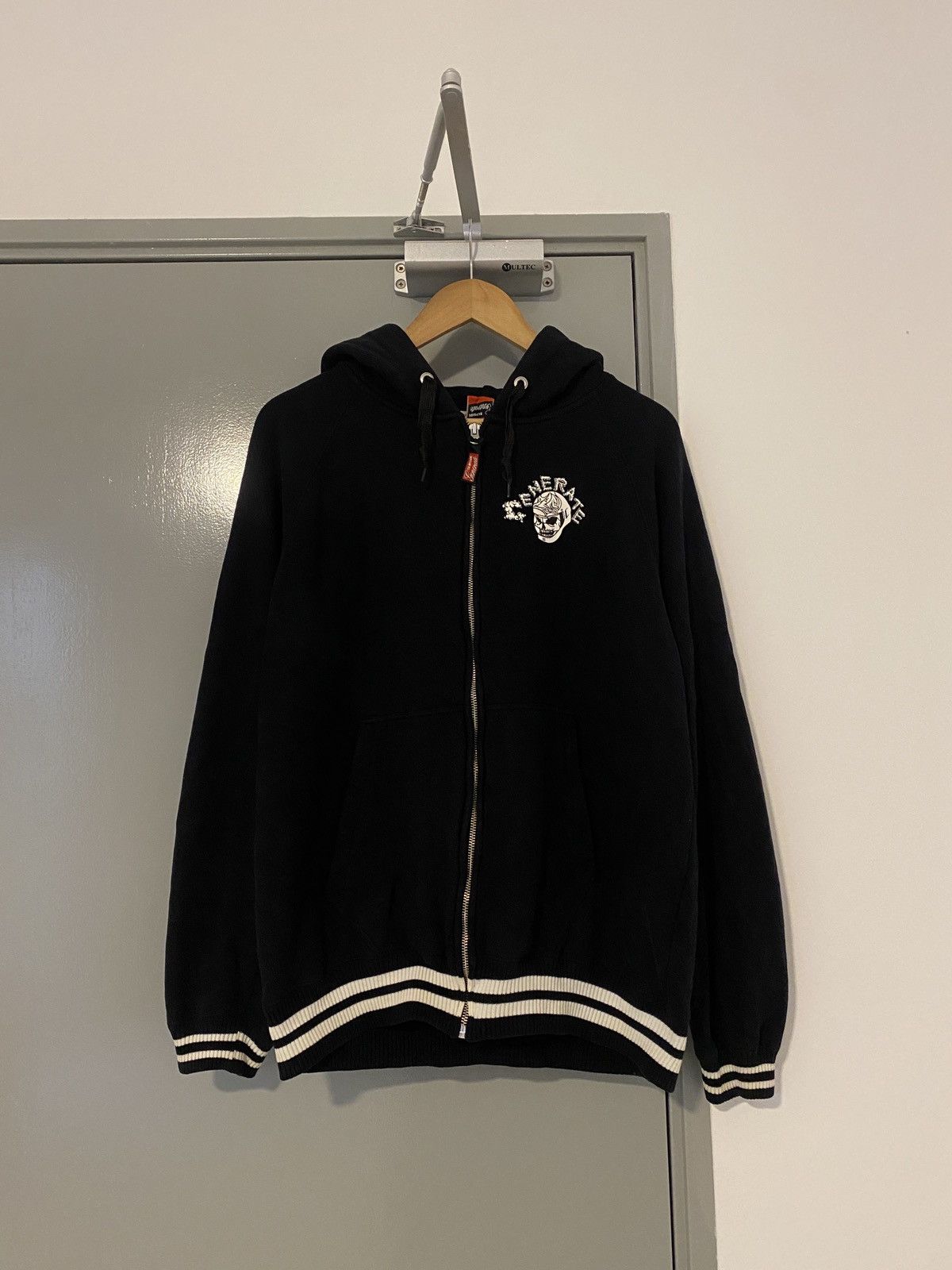 Other y2k Size US L / EU 52-54 / 3 - 1 Thumbnail