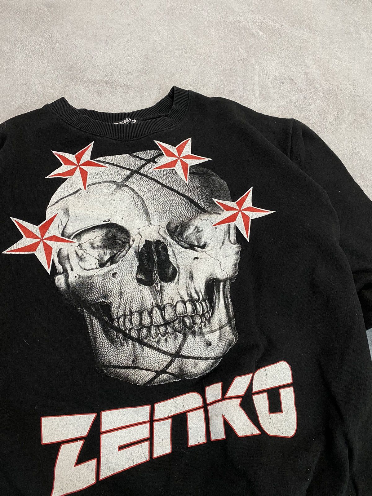 Band Tees 🧬 Vintage Sweater Zenko Skull Logo Printed Big Back Logo Size US S / EU 44-46 / 1 - 3 Thumbnail