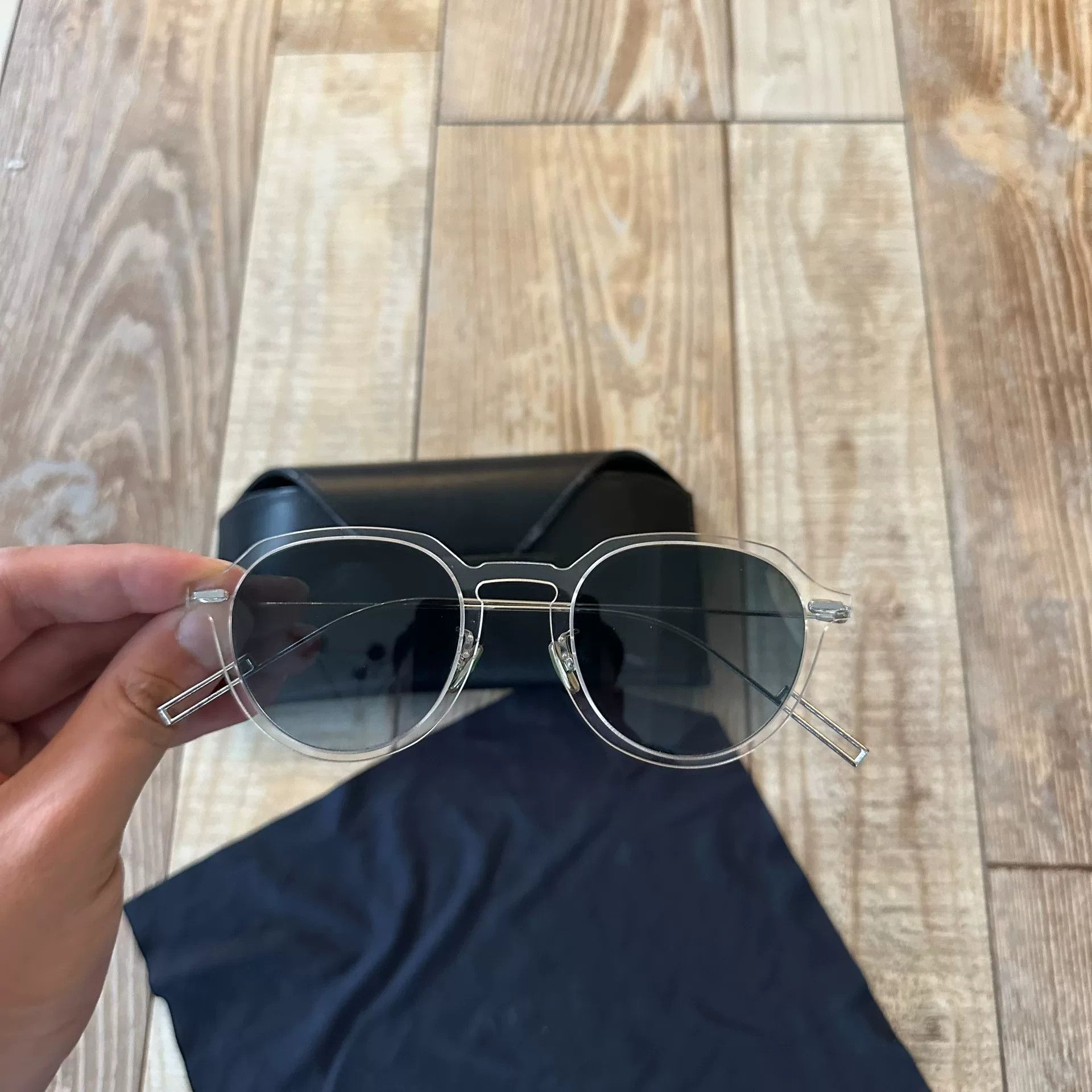 Dior Dior Transparent Frame Stylish Sunglasses Size ONE SIZE - 1 Thumbnail