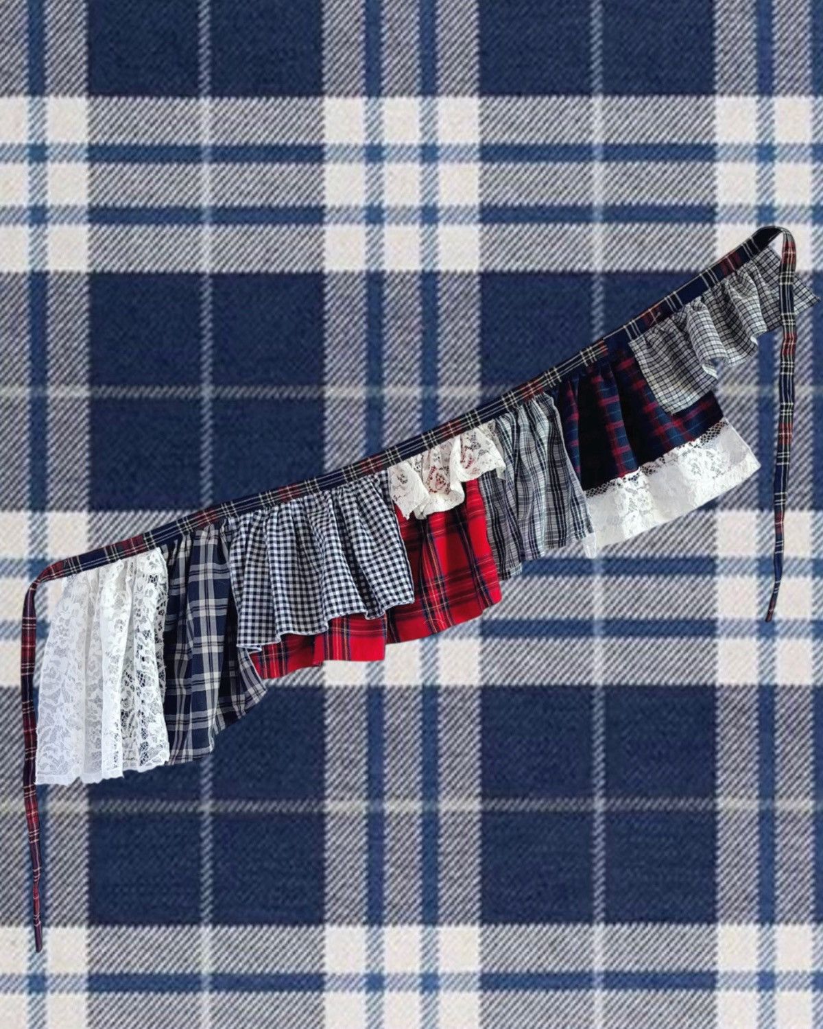 Custommade Upcycled Plaid/Lace Ruffle Wrap Skirt /Belt Accent Size 28" / US 6 / IT 42 - 1 Thumbnail