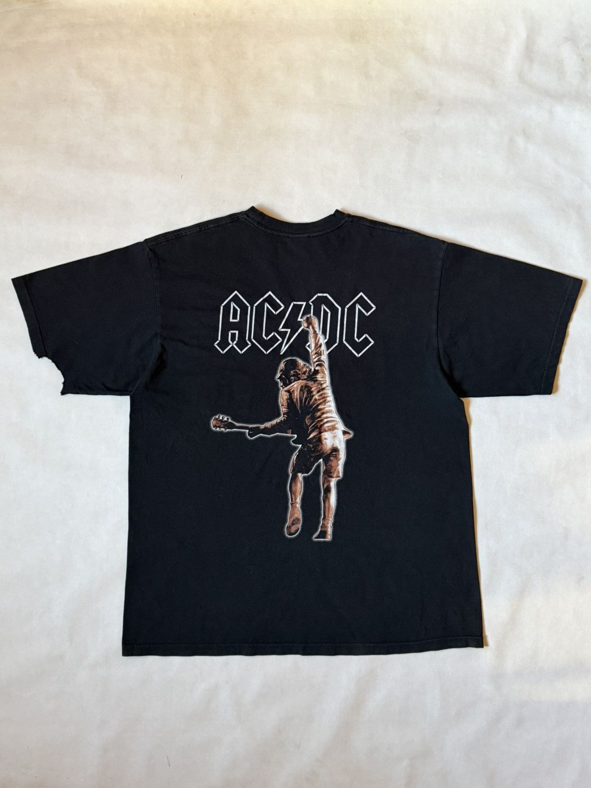 AC/DC AC/DC 2000 Stiff Upper Lip Vintage Merch T Shirt Jerzees Size US M / EU 48-50 / 2 - 2 Thumbnail