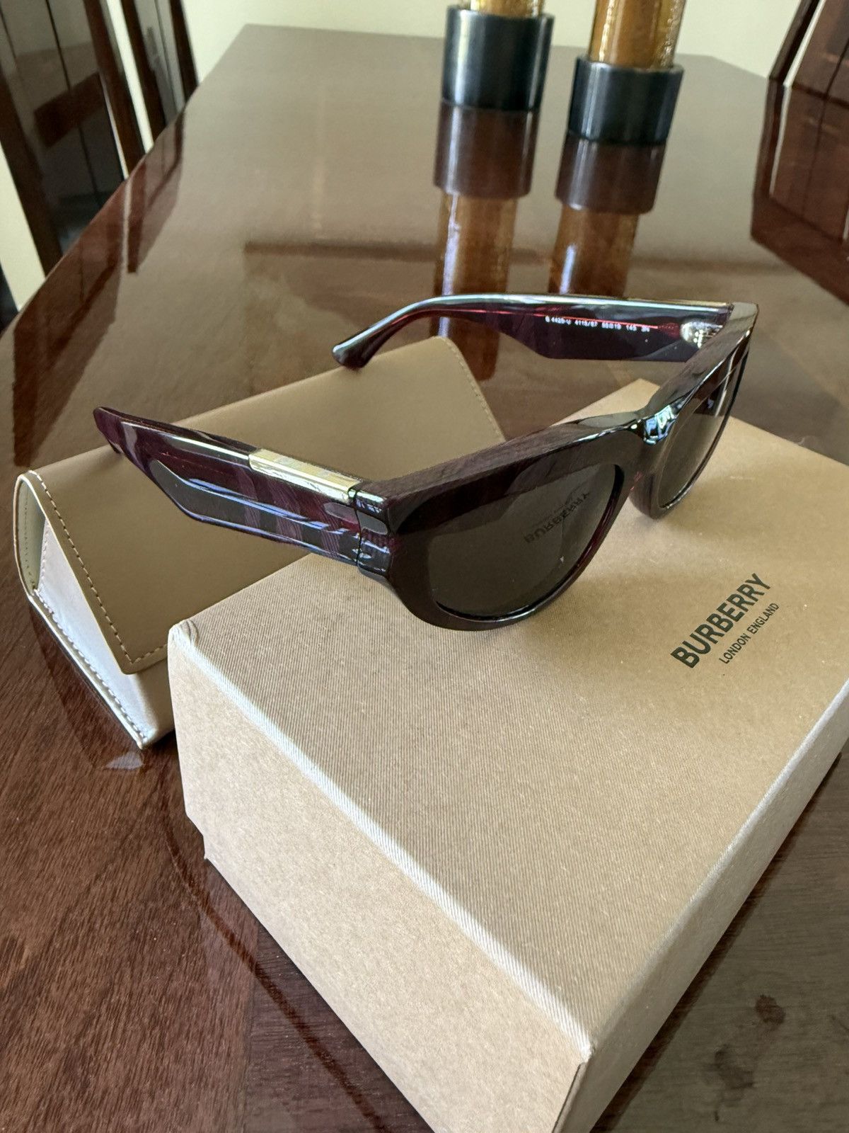 Burberry Burberry Sunglasses Size ONE SIZE - 7 Thumbnail