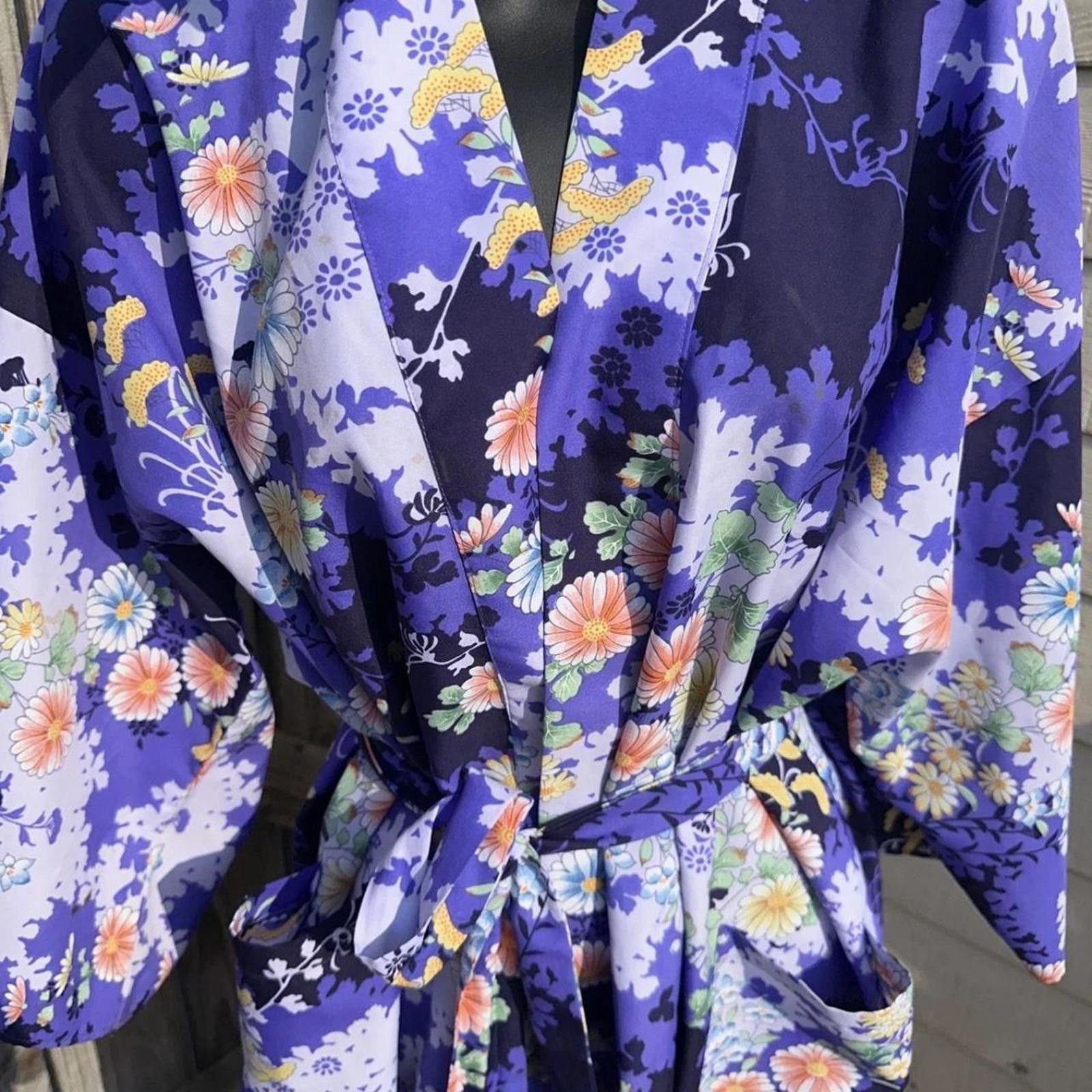 Other Whimsical vintage floral kimono robe boho charm #boho Size ONE SIZE - 1 Thumbnail