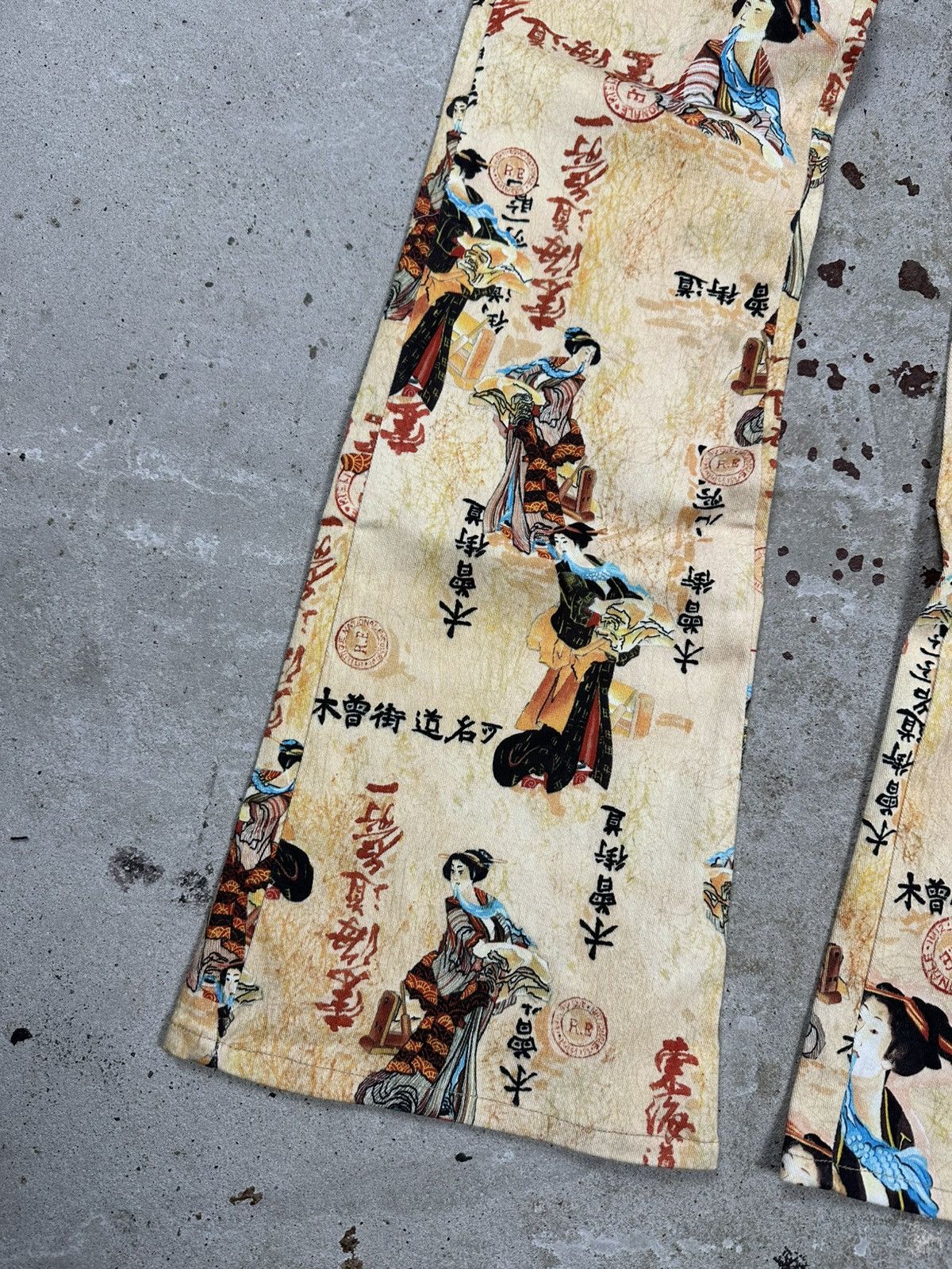 Japanese Brand Vintage 90s Japanese Print Japan Flare Boot Cut Pants Size US 28 / EU 44 - 4 Thumbnail
