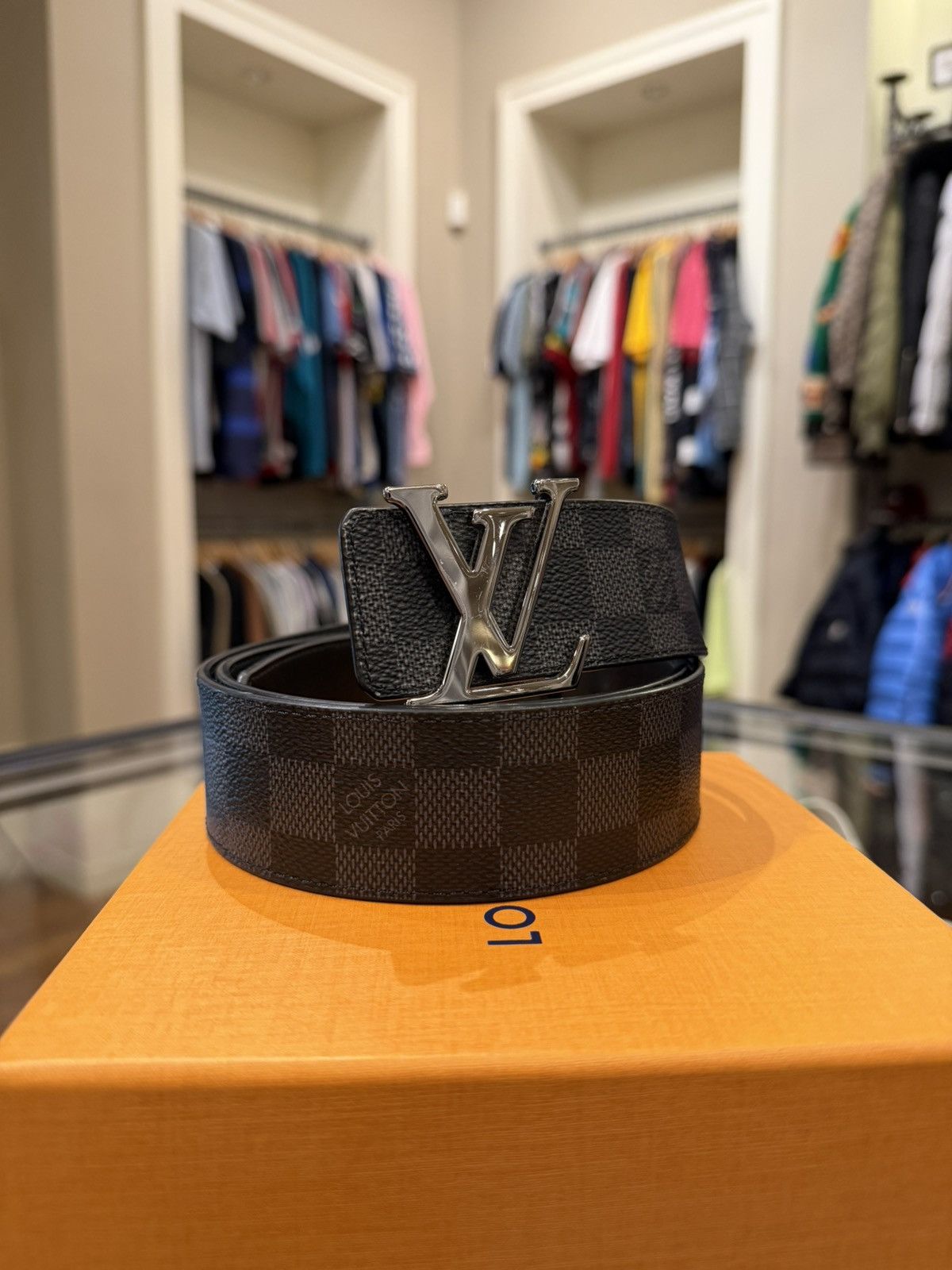 Louis Vuitton Louis Vuitton Damier Graphite 40mm Reversible Belt Size 38 - 1 Thumbnail