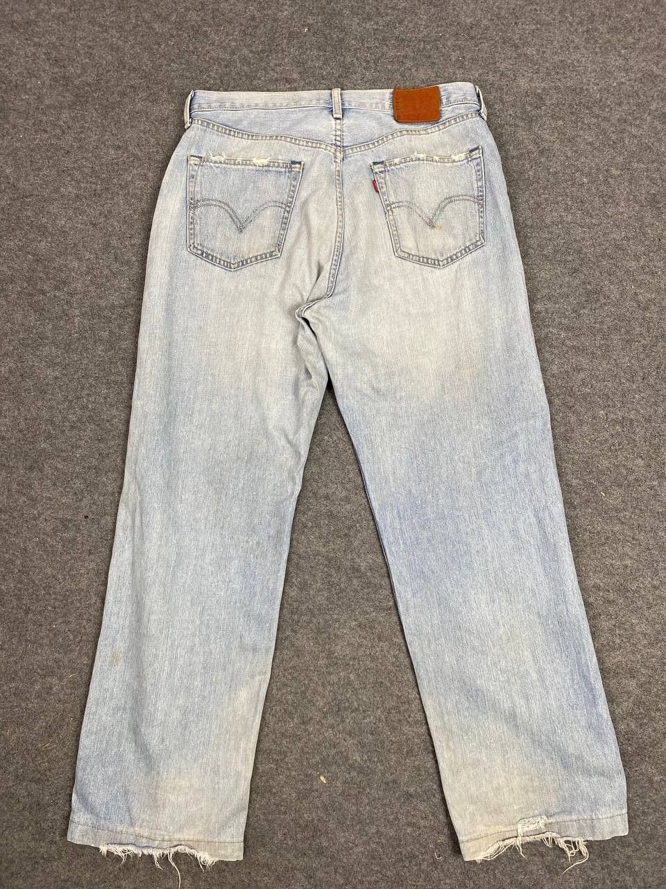 Levi's vintage levis 504 lightwash denim nice design Size US 35 - 1 Thumbnail