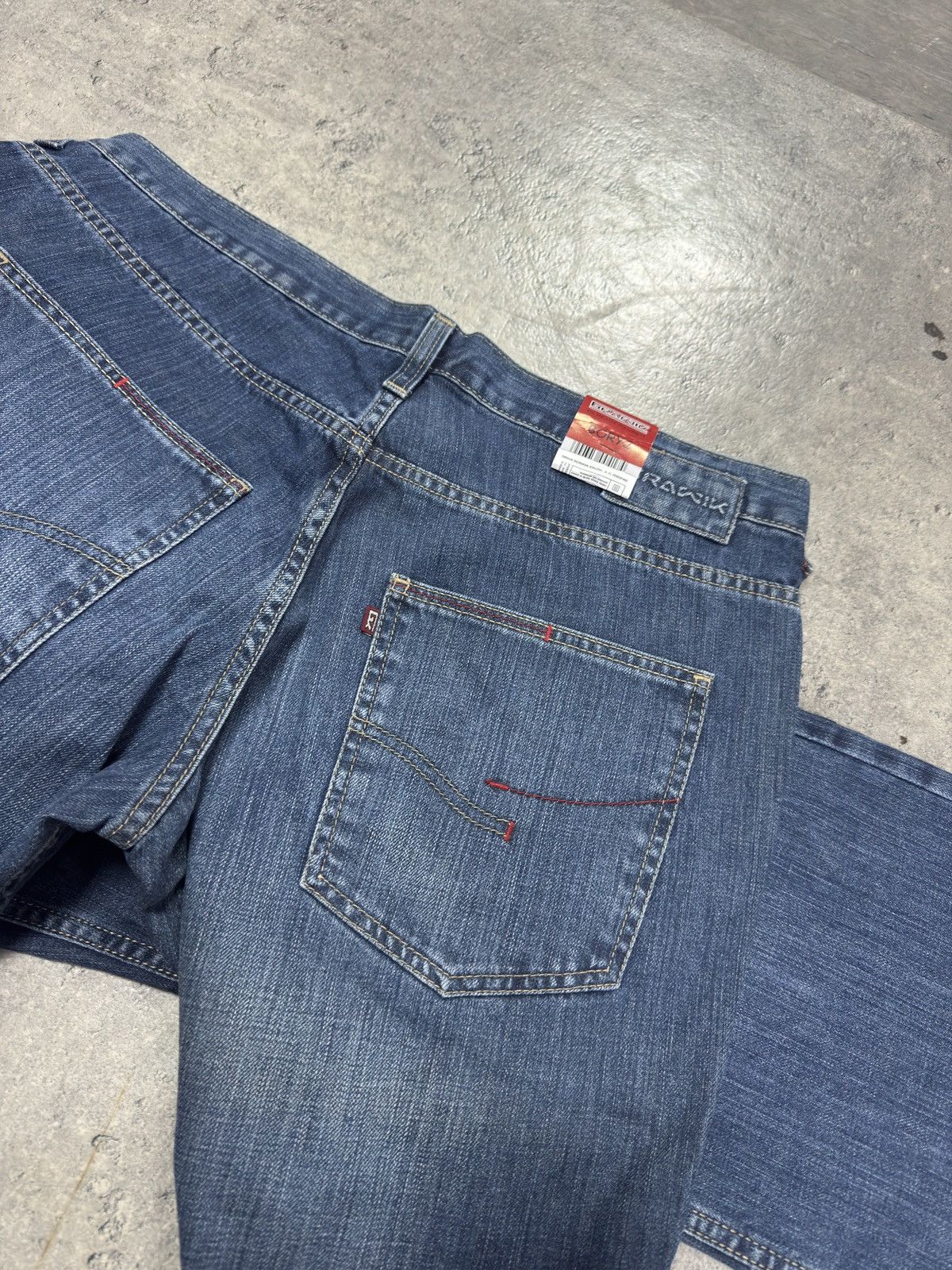 Other ᶠᵃⁿᶜʸᵍᵘʸ BNWT Y2K Baggy Washed Denim Jeans Wide leg vintage Size US 36 / EU 52 - 6 Thumbnail