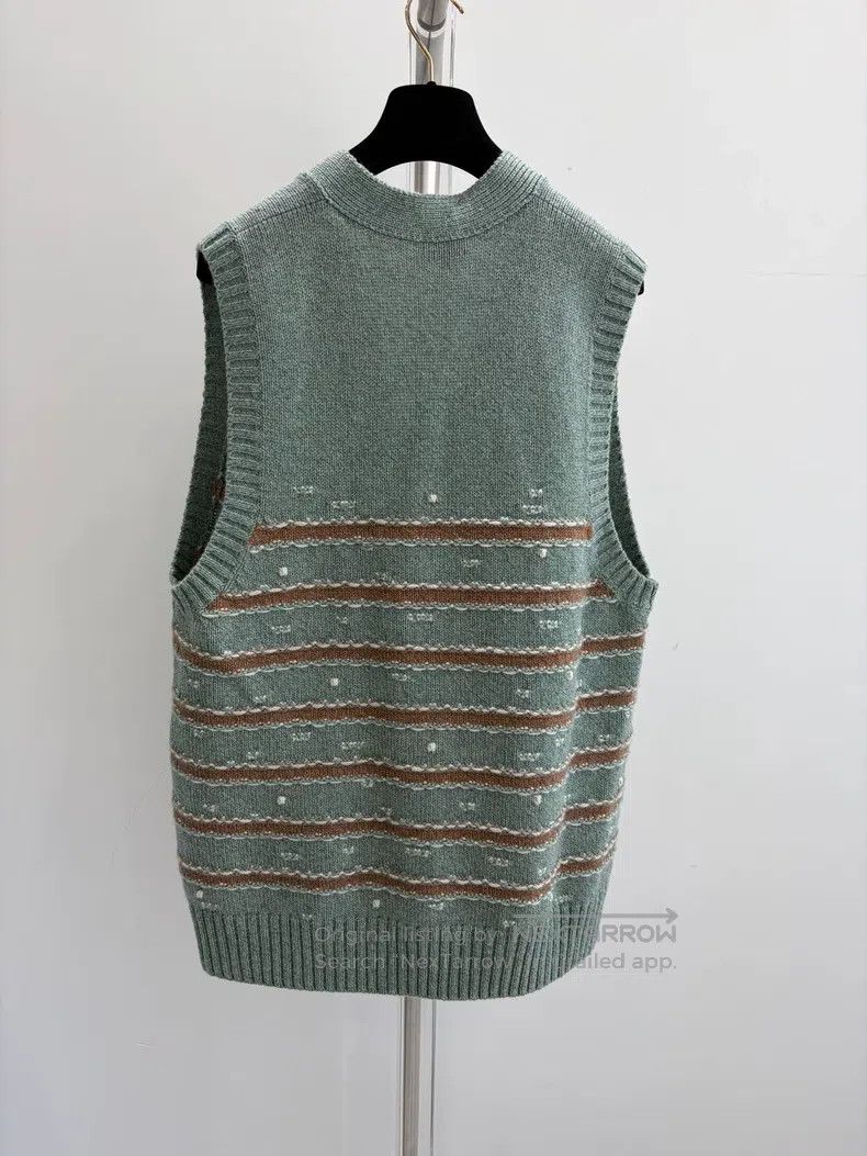 Chanel Chanel Colour-blocked striped V-neck knitted vest cardigan Size S / US 4 / IT 40 - 2 Thumbnail