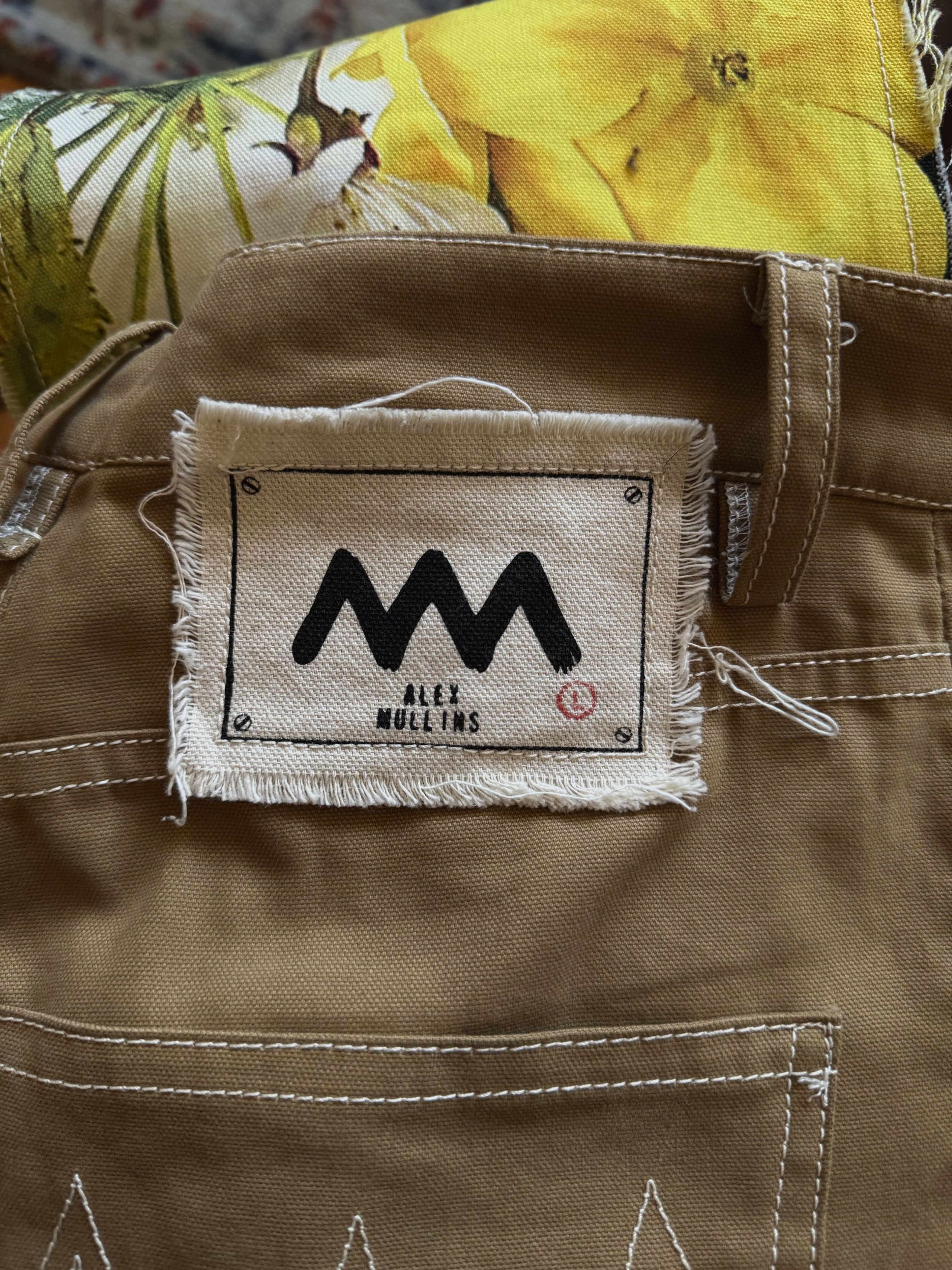 Alex Mullins Trousers with Floral Print Patches Size US 30 / EU 46 - 10 Thumbnail