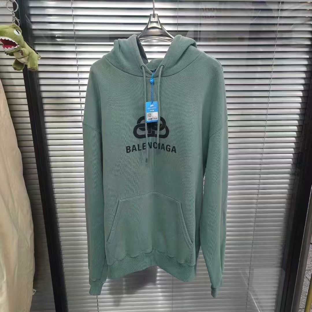Japanese Brand Balenciaga Haze Green Lock Button Hoodie S Size US S / EU 44-46 / 1 - 1 Thumbnail