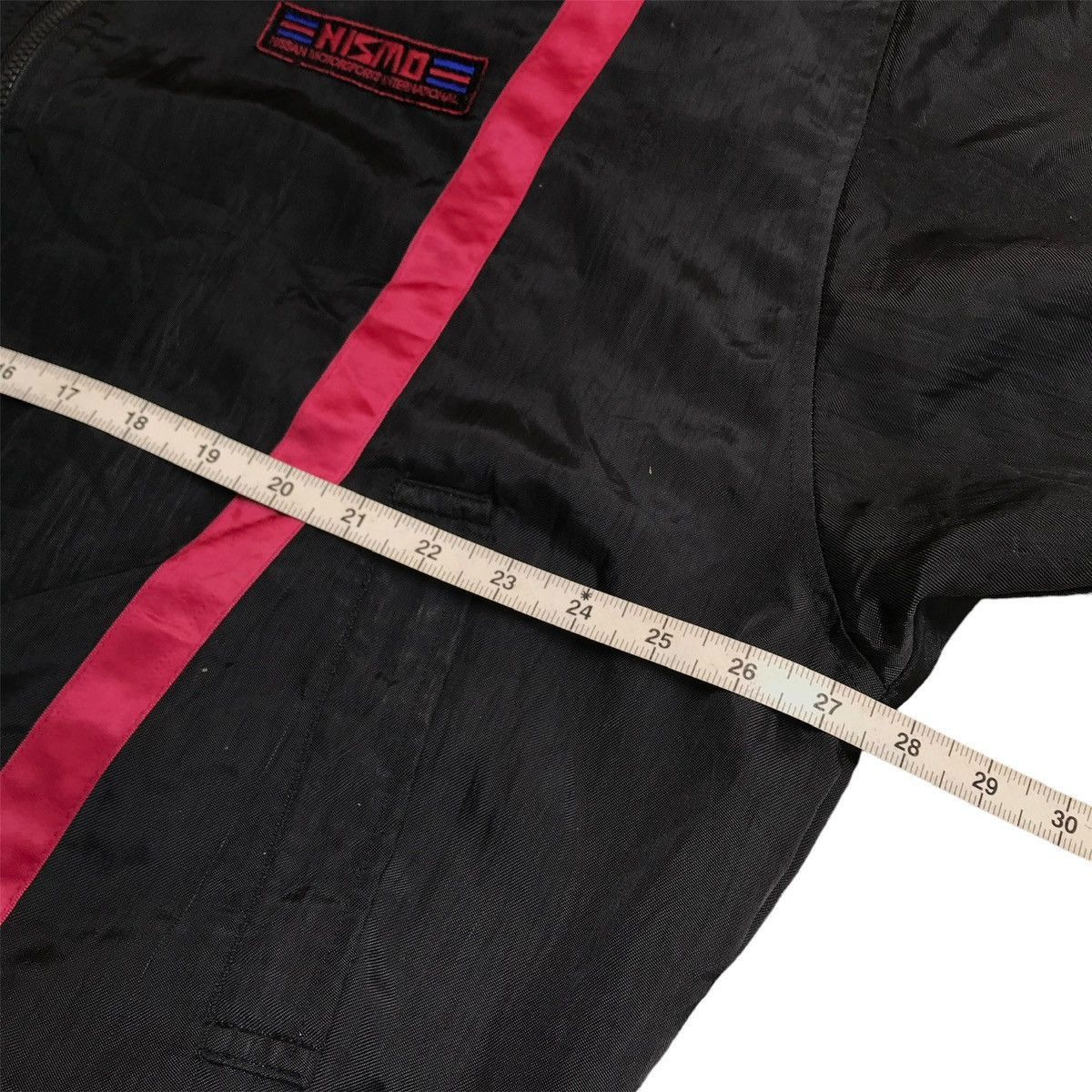 Vintage Vintage Nissan Nismo Racing Old Logo Bomber Jacket JDM Size US XL / EU 56 / 4 - 13 Thumbnail