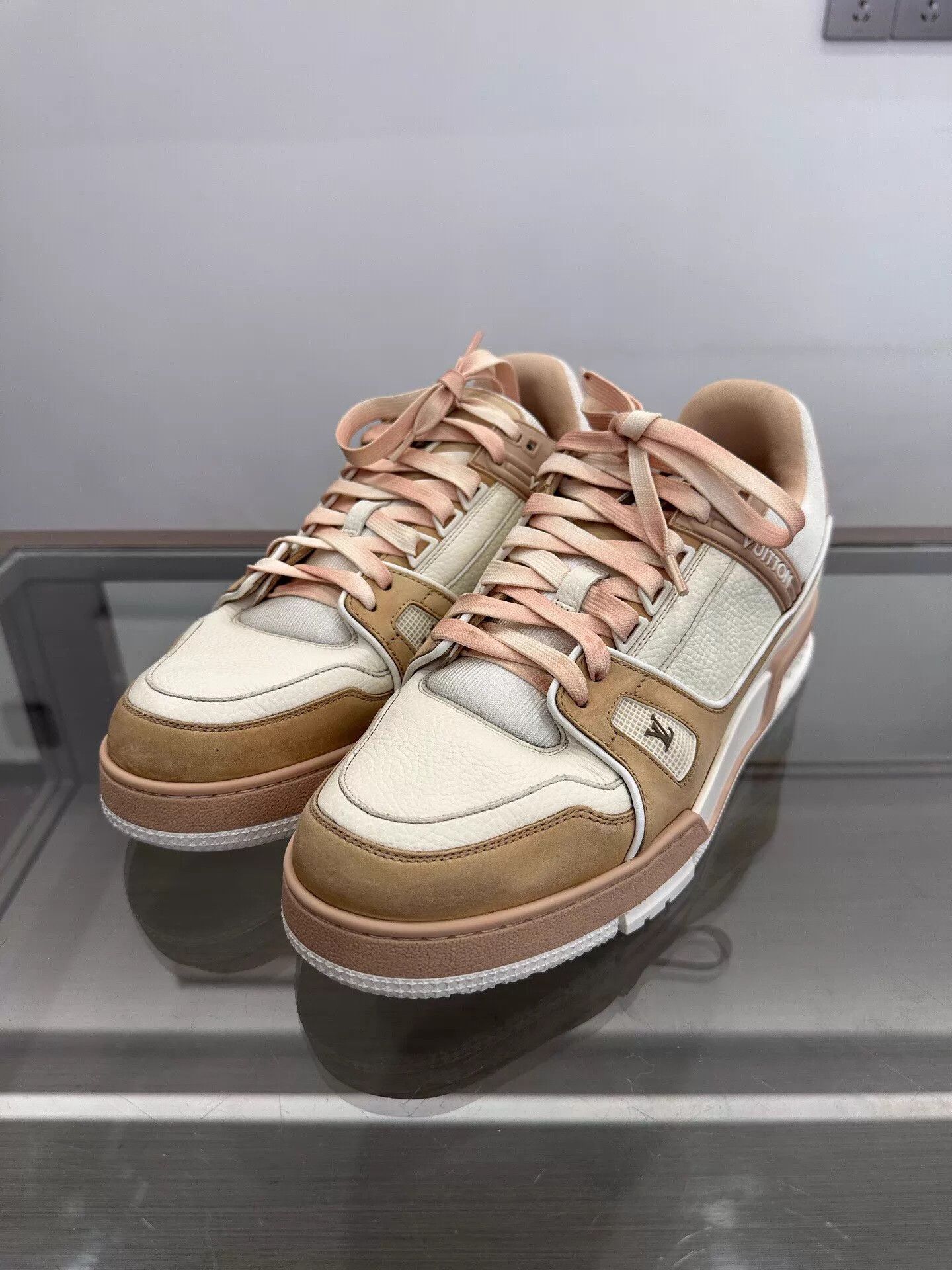 Louis Vuitton LV men's pink brown colorblock Trainer 8/42 side embossed Size US 9 / EU 42 - 1 Thumbnail