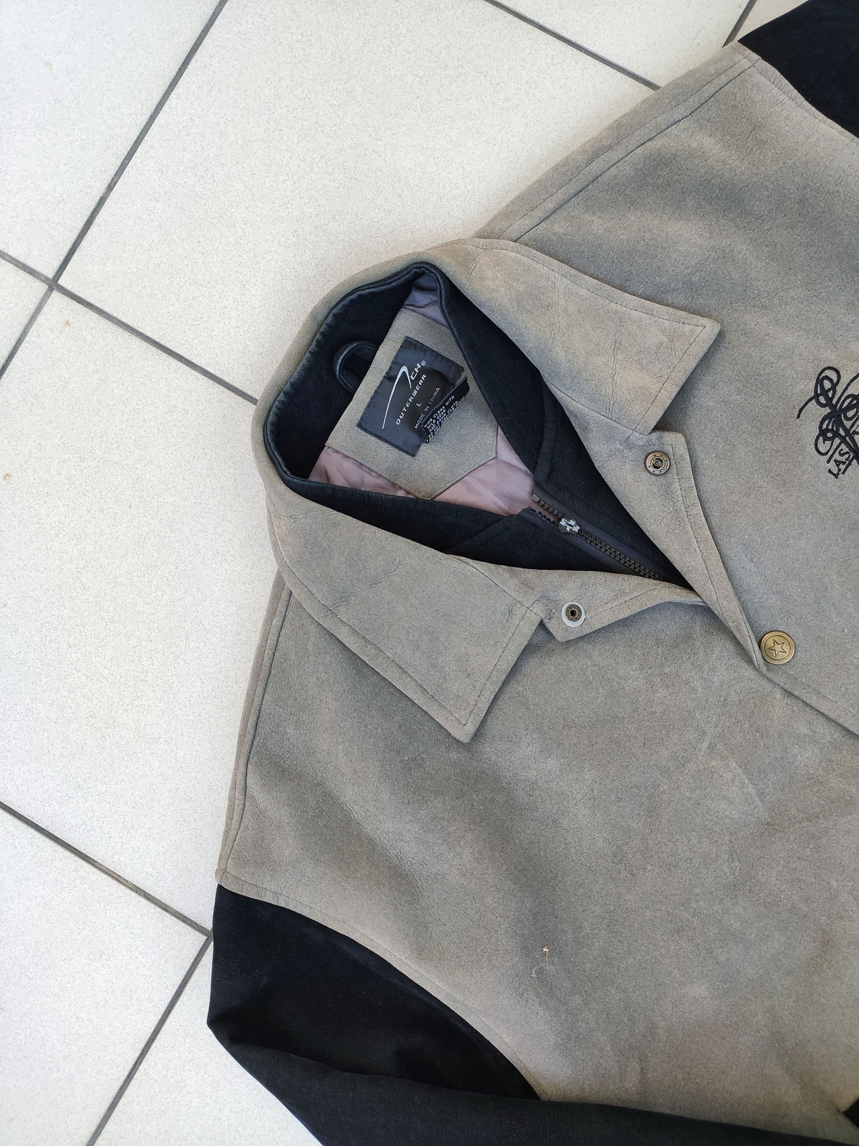 Vintage Vintage Varsity jacket Las Vegas usa bomber 90s 00s boxy Size US L / EU 52-54 / 3 - 2 Thumbnail