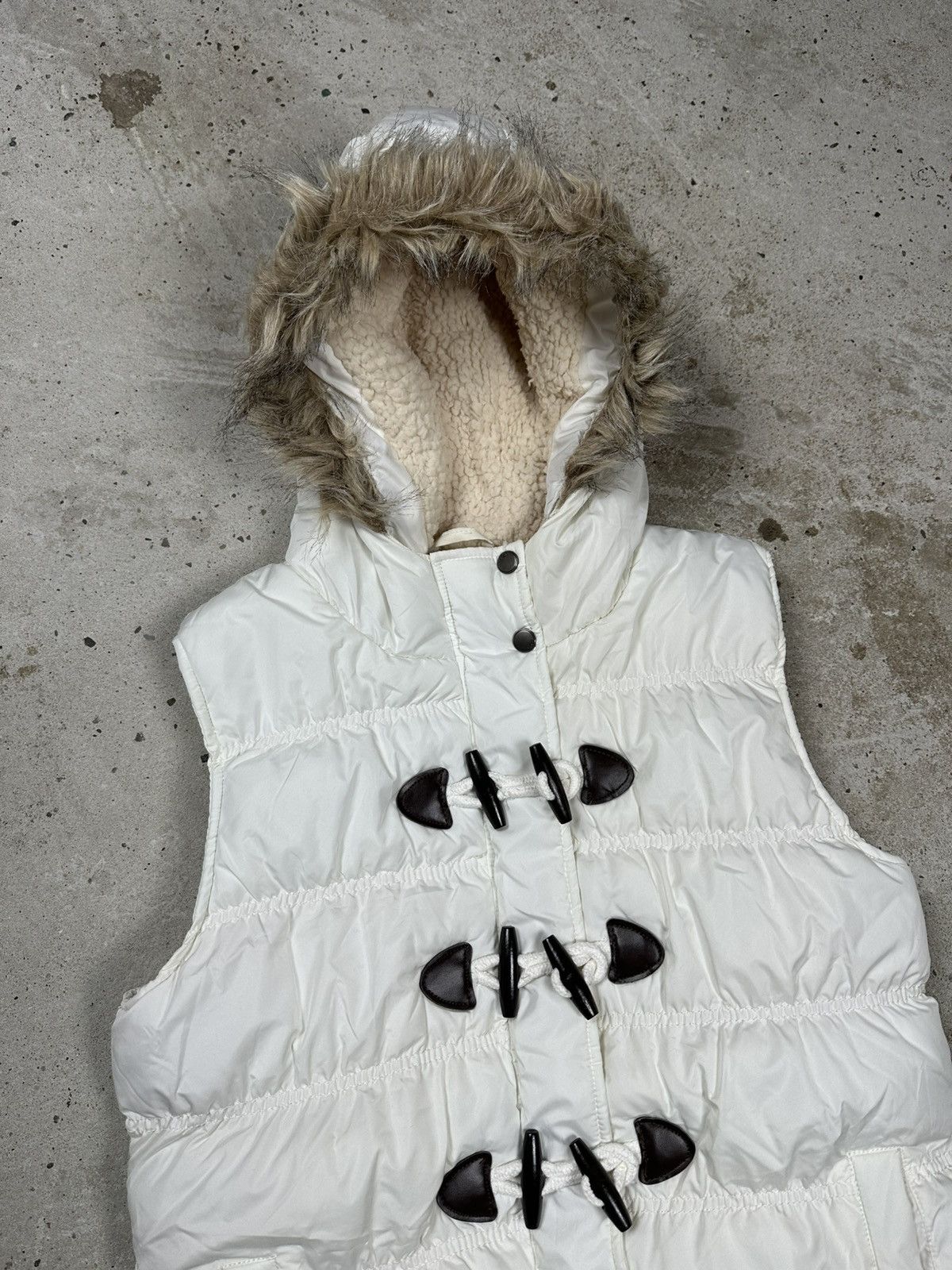 If Six Was Nine × Japanese Brand × Le Grande Bleu (L.G.B.) Vintage Y2K Faux Fur White Bomber Vest Hooded Size US S / EU 44-46 / 1 - 5 Thumbnail