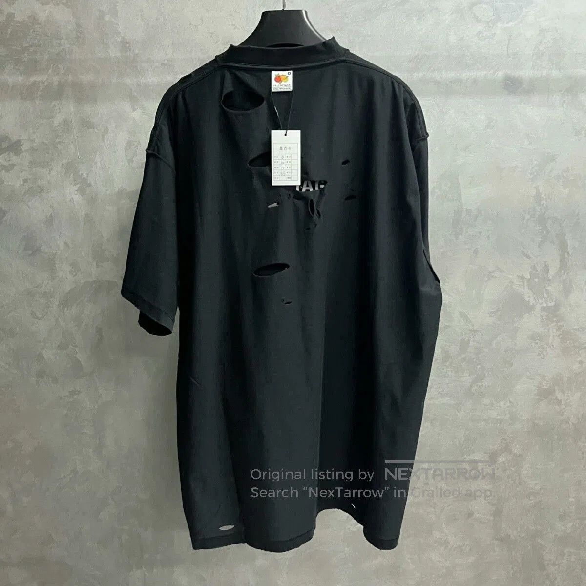 Balenciaga Balenciaga 2024 Black Letter Print T-Shirt. Size US XS / EU 42 / 0 - 2 Thumbnail