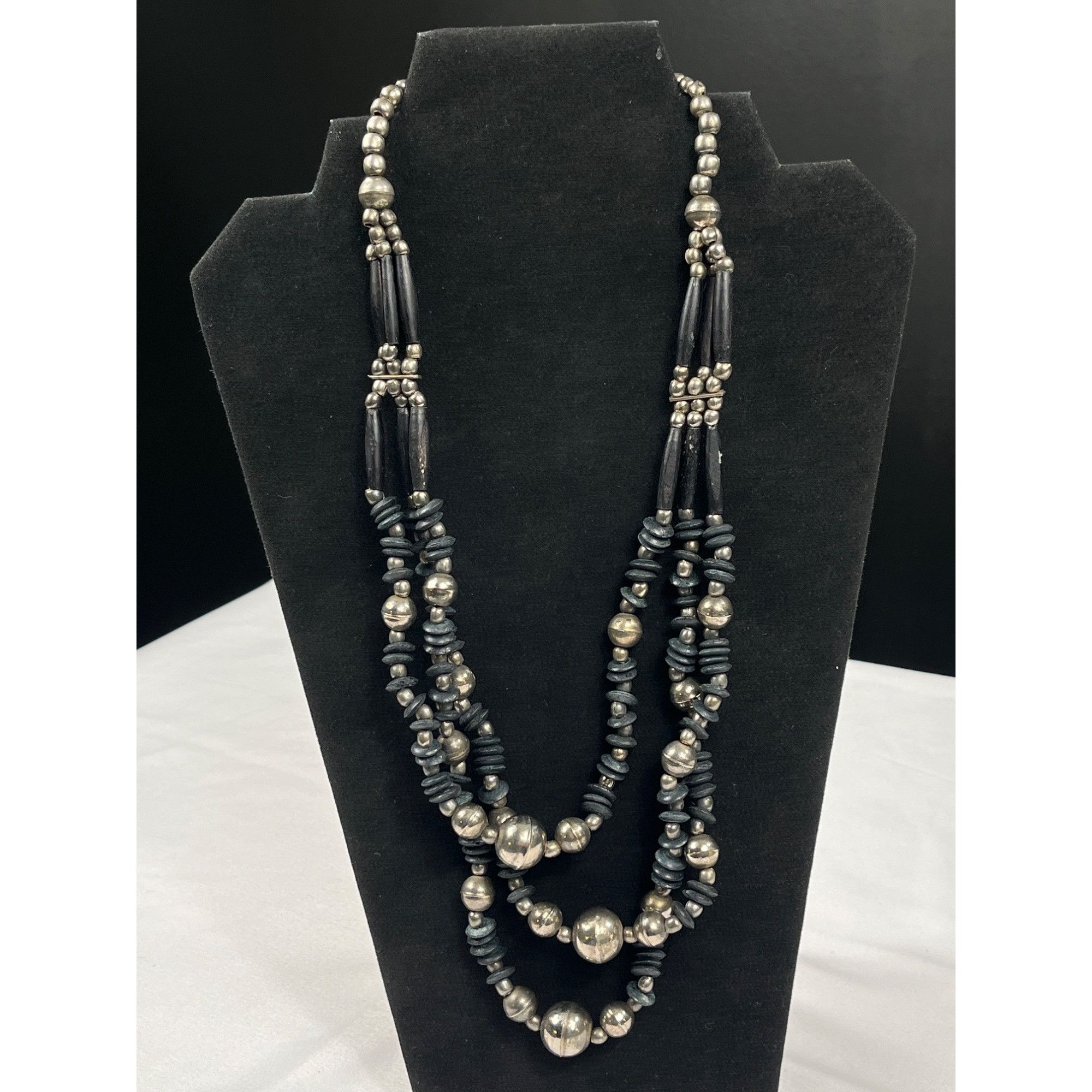 Vintage Vintage SKU 7863 Multi Strand Black and Silver Boho Beaded N Size ONE SIZE - 1 Thumbnail