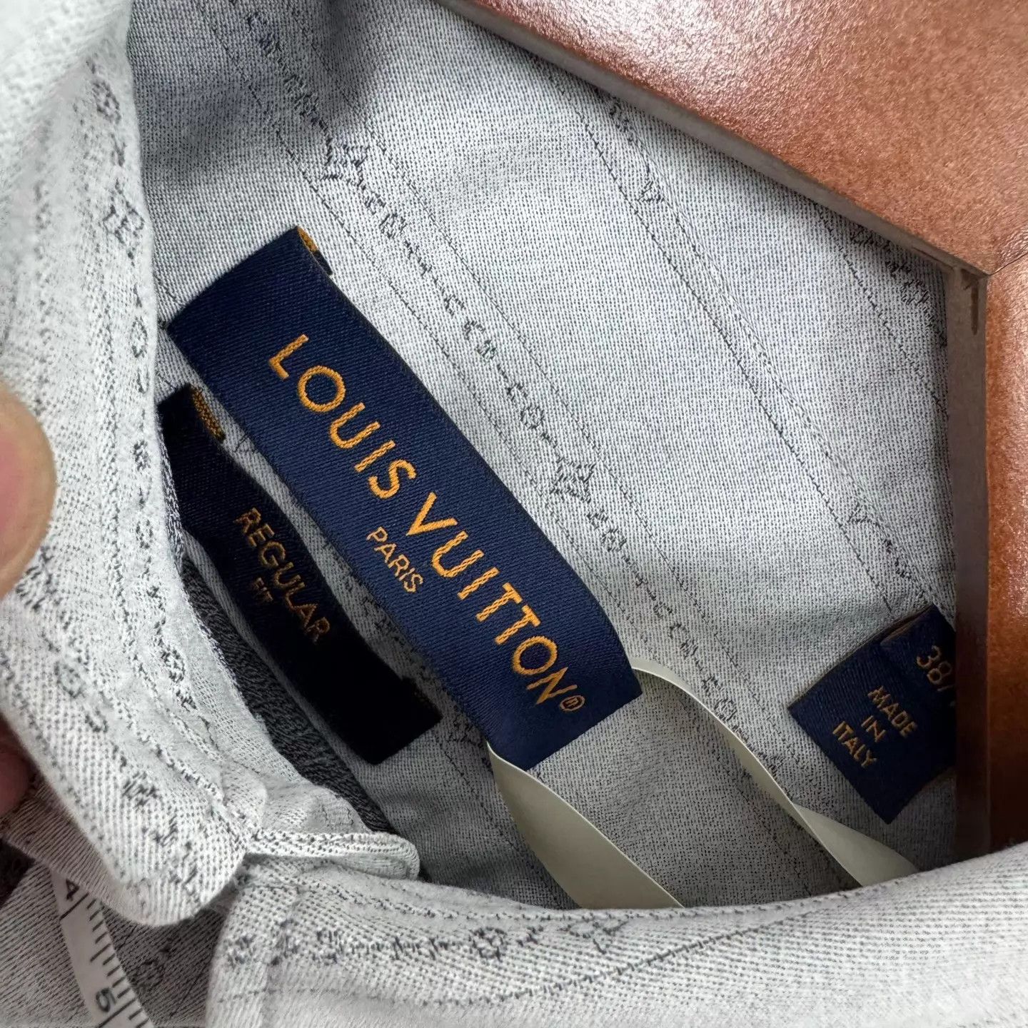 Louis Vuitton LV Gray & White Striped Shirt 38 Size US S / EU 44-46 / 1 - 7 Thumbnail