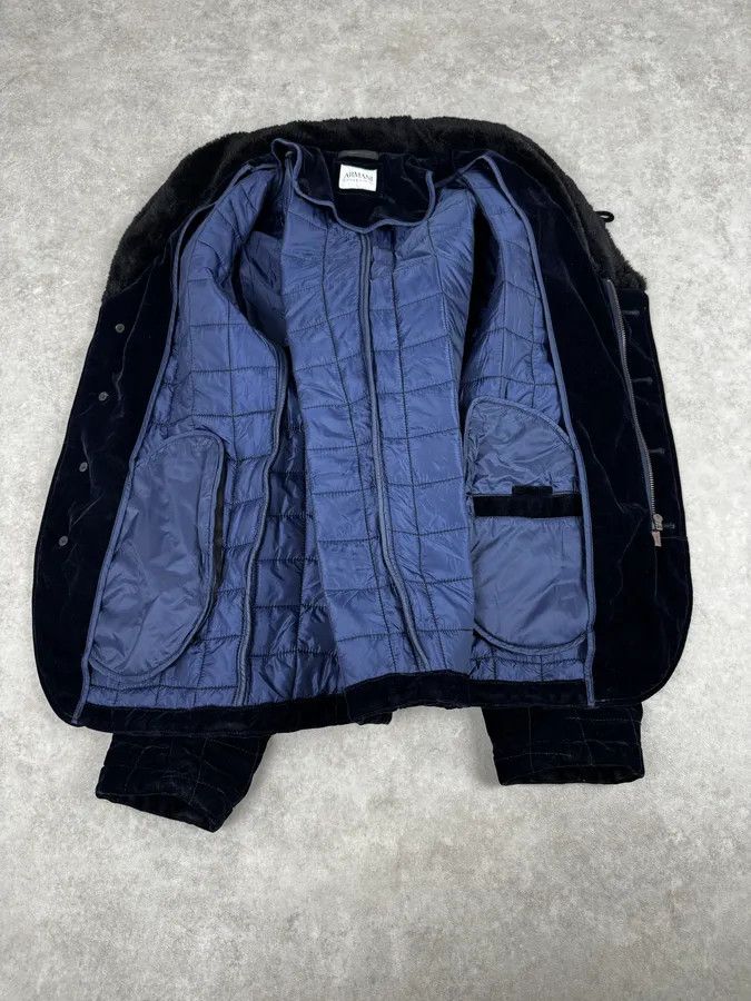 Armani Collezioni Armani Navy Quilted Velvet Contrast Collar Jacket Size US M / EU 48-50 / 2 - 9 Thumbnail