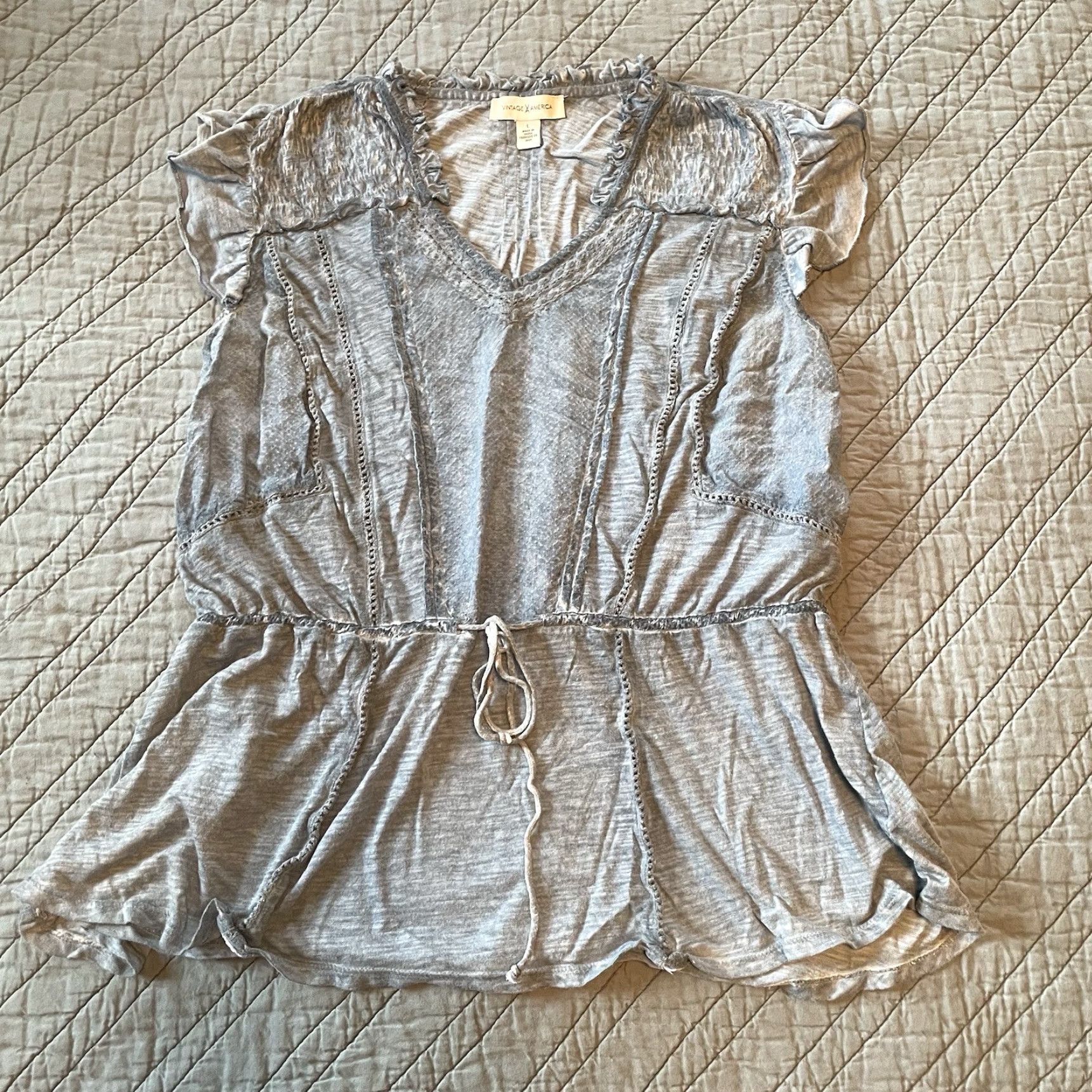 Vintage VINTAGE America Blouse Large Lt Blue Tie Front Cap Sleeve V-Neck Women's Tunic 90s Flower Western Size L / US 10 / IT 46 - 5 Thumbnail