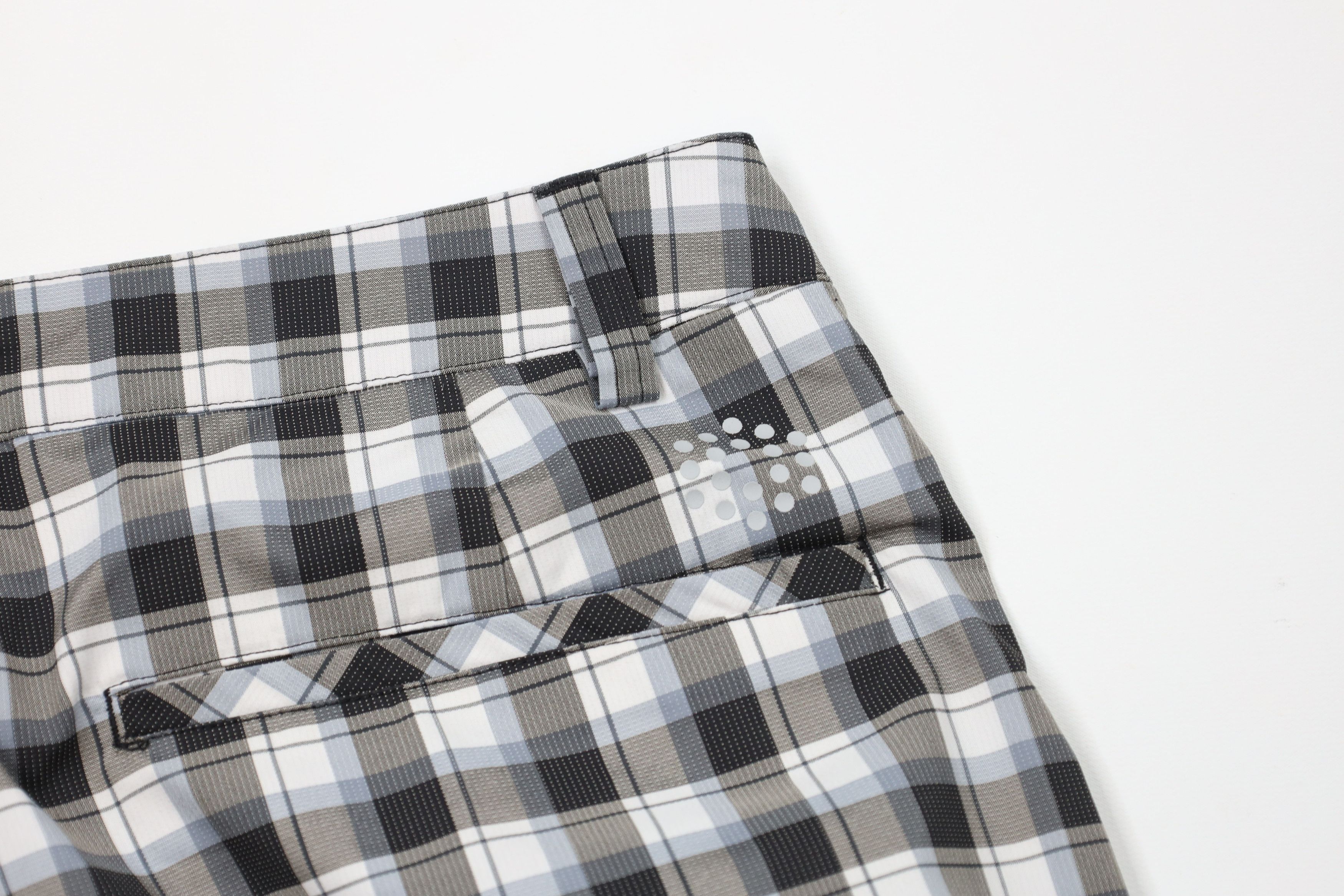 Puma × Vintage Puma Golf Cell Rickie Fowler Golfing Chino Shorts Plaid Size US 30 / EU 46 - 14 Thumbnail