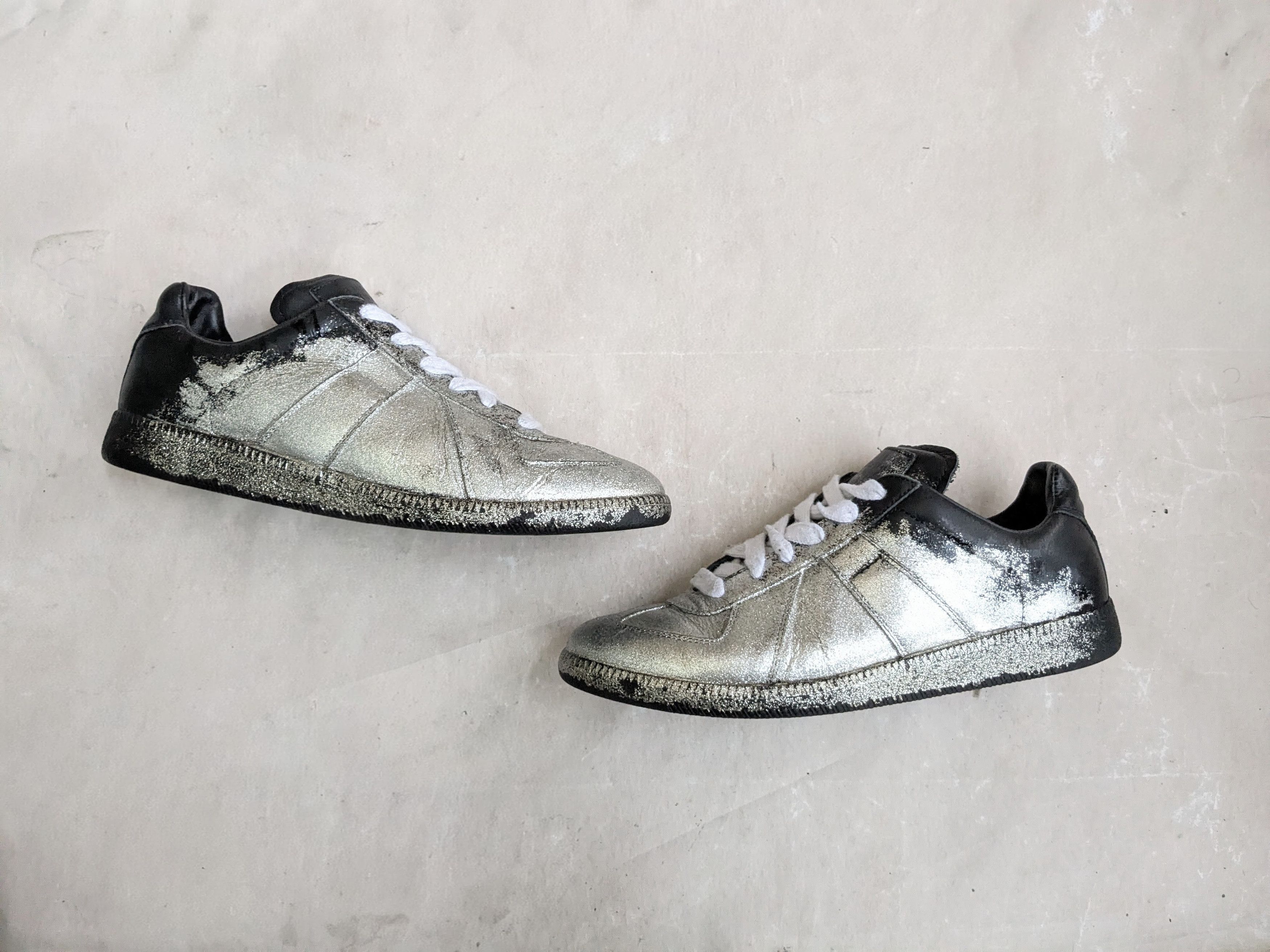 Maison Margiela Maison Margiela Replica GAT Black Silver 8 41 Leather Size US 8 / EU 41 - 1 Thumbnail