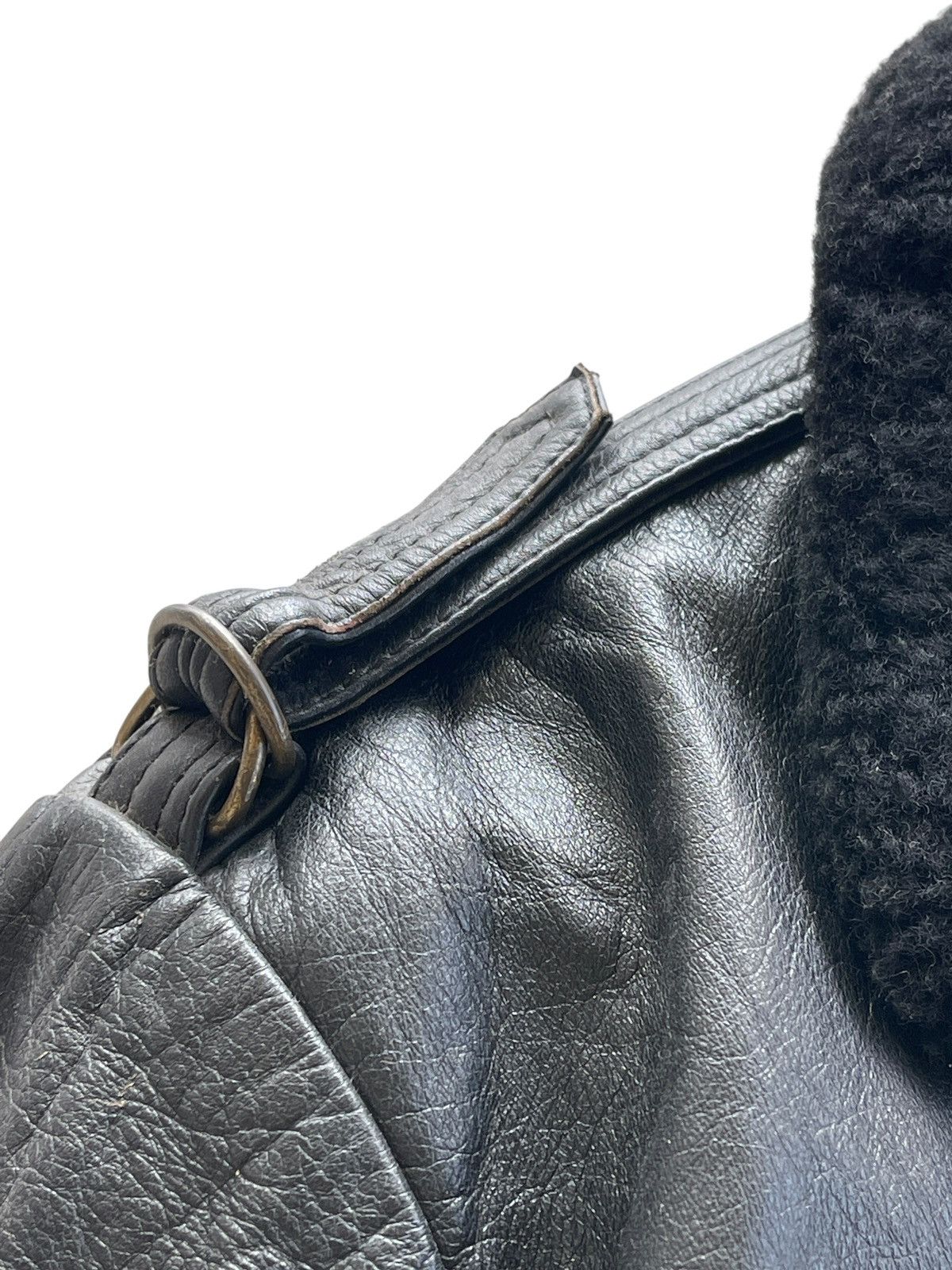 Vintage Bugatti G-1 Blouson Cowhide Leather Boa Collar Jacket Size US L / EU 52-54 / 3 - 8 Thumbnail