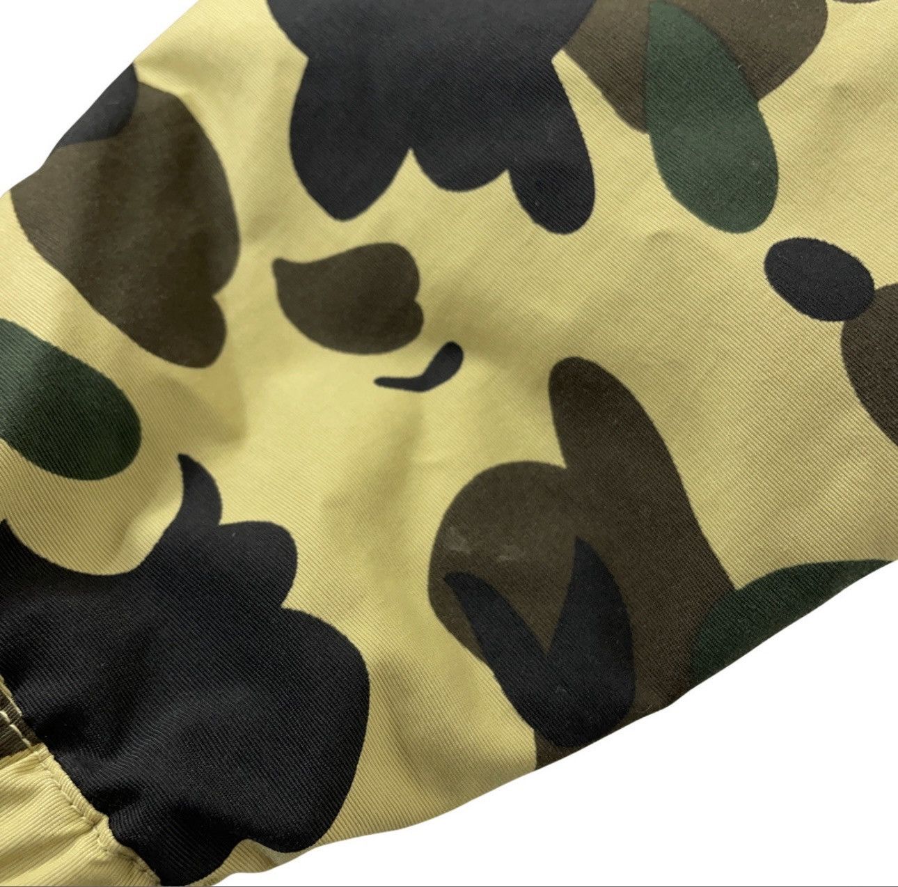 Bape A BATHING APE OVO BAPE 1ST CAMO SNOWBOARD JACKET Size US XL / EU 56 / 4 - 6 Thumbnail