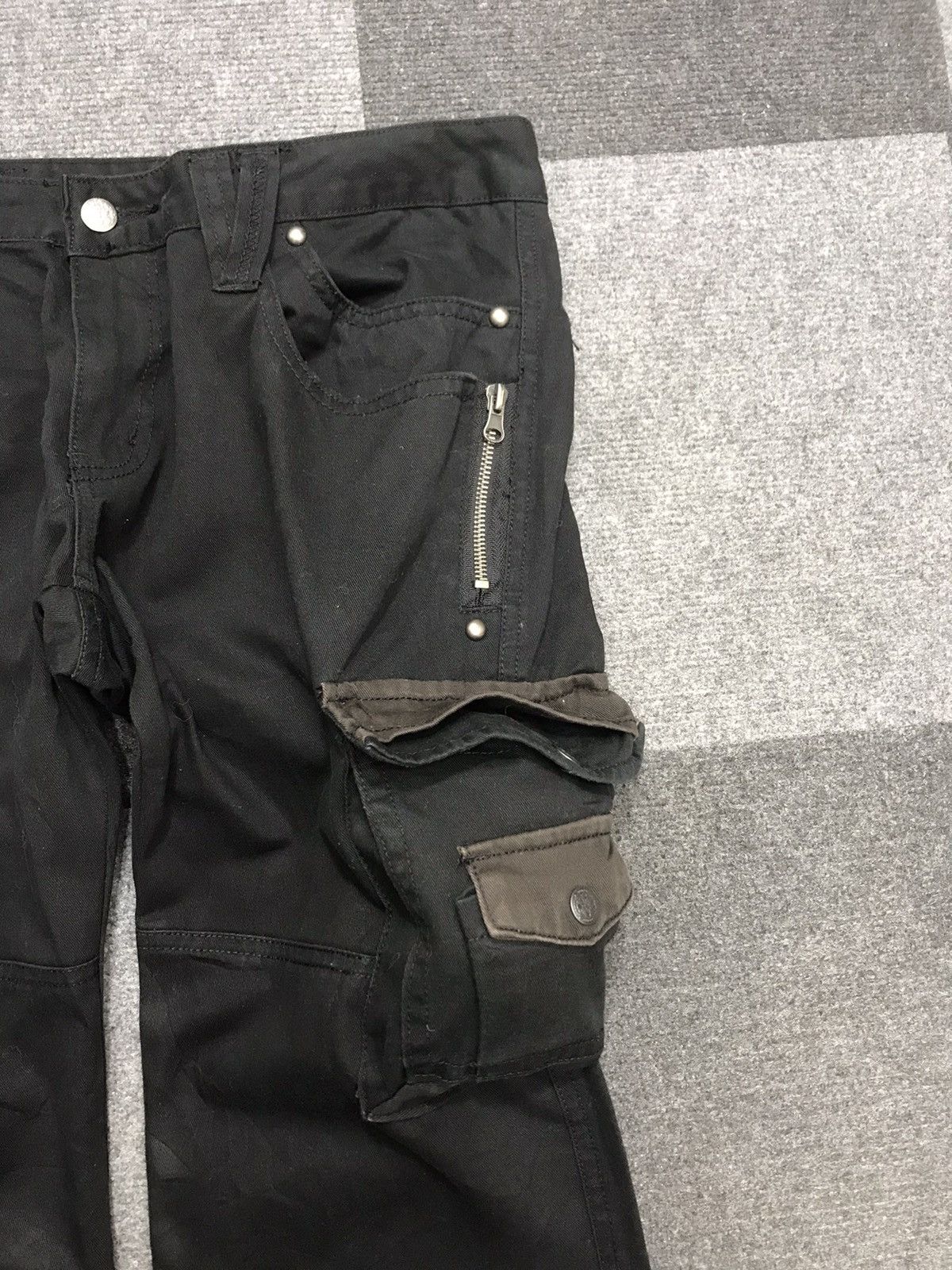 Japanese Brand 💥BELL BOTTOM💥MINIMALST ULTIMAX MULTIPOCKET CARGO PANT F200 Size US 34 / EU 50 - 2 Thumbnail