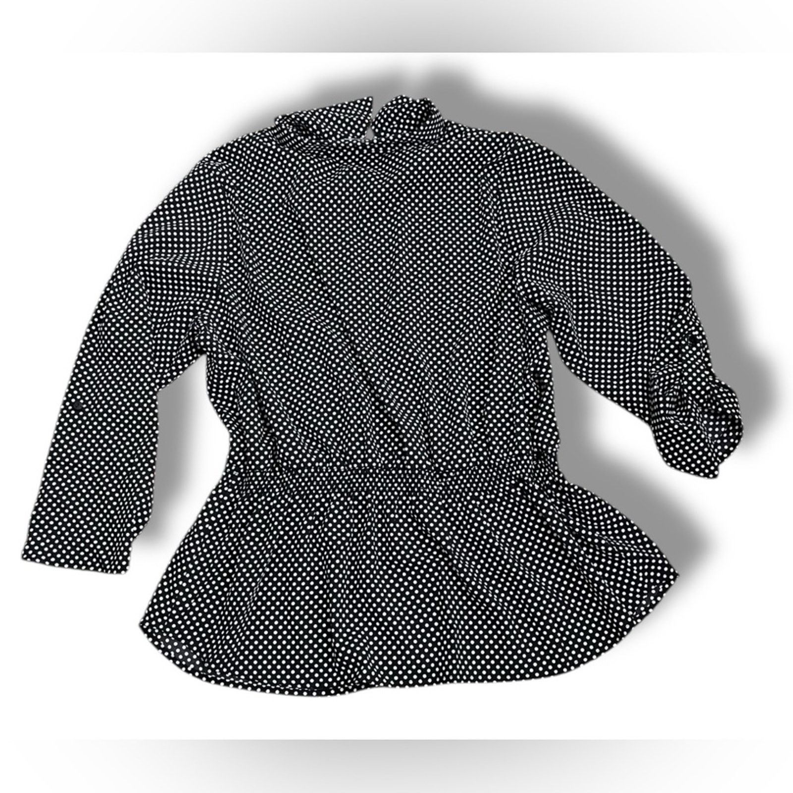 Other Notations Woman Plus Size buttoned polka dot peplum blouse Size 3XL / US 20-22 - 8 Thumbnail