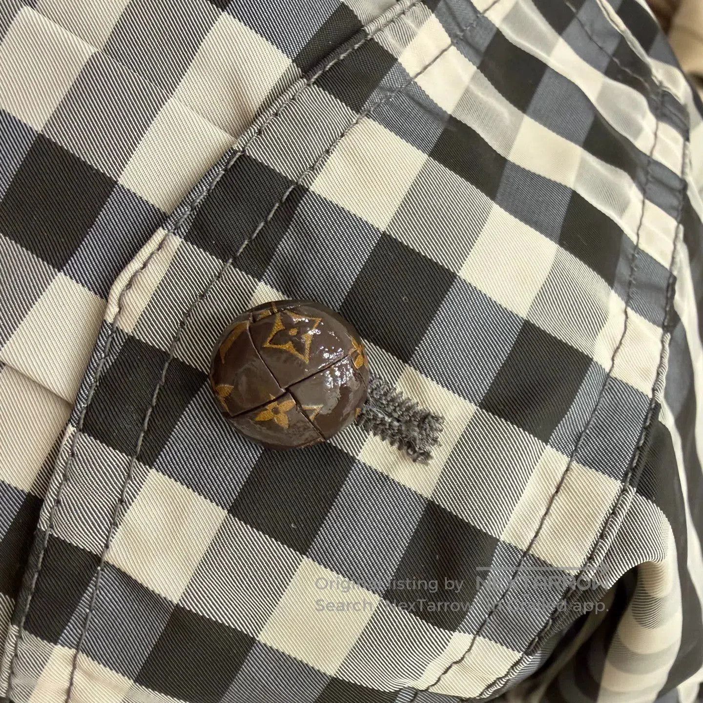 Louis Vuitton Louis Vuitton 25 Check Waistcoat Jacket 38. Size US M / EU 48-50 / 2 - 7 Thumbnail