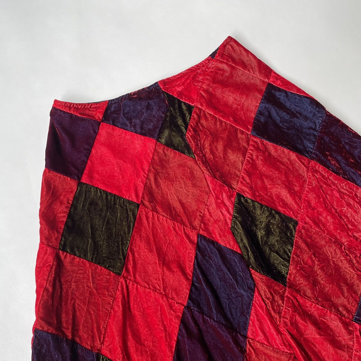 Comme des Garcons S/S 04 Patchwork Velvet Mid Skirt Size 26" / US 2 / IT 38 - 4 Thumbnail