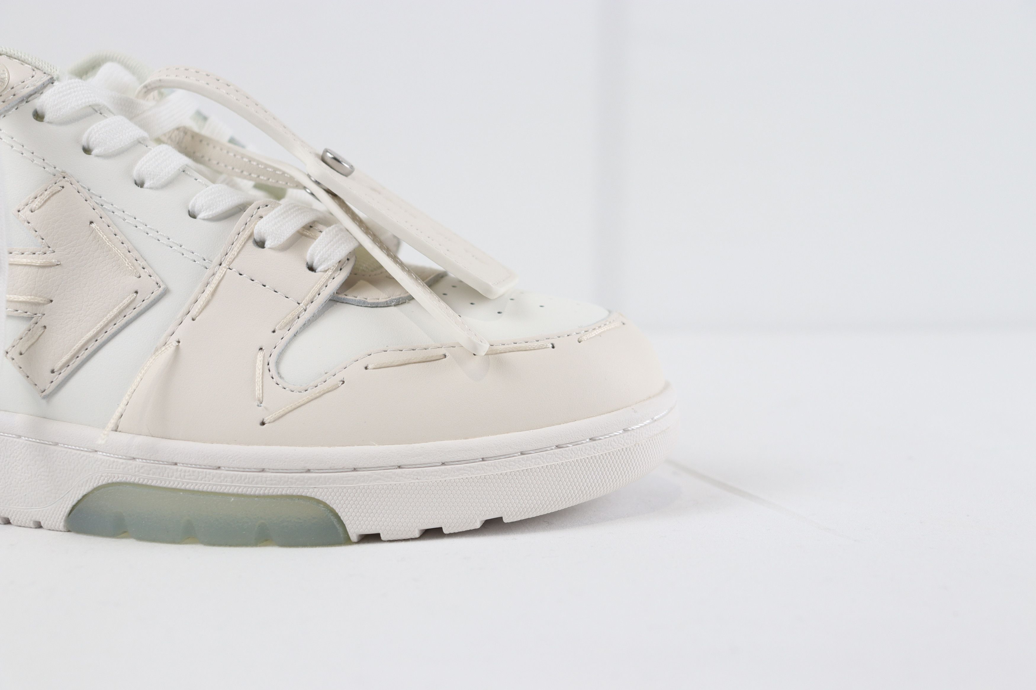 Off-White Sartorial Stitch Out of Office Sneakers OOO Coconut / White Size US 11 / EU 44 - 10 Thumbnail