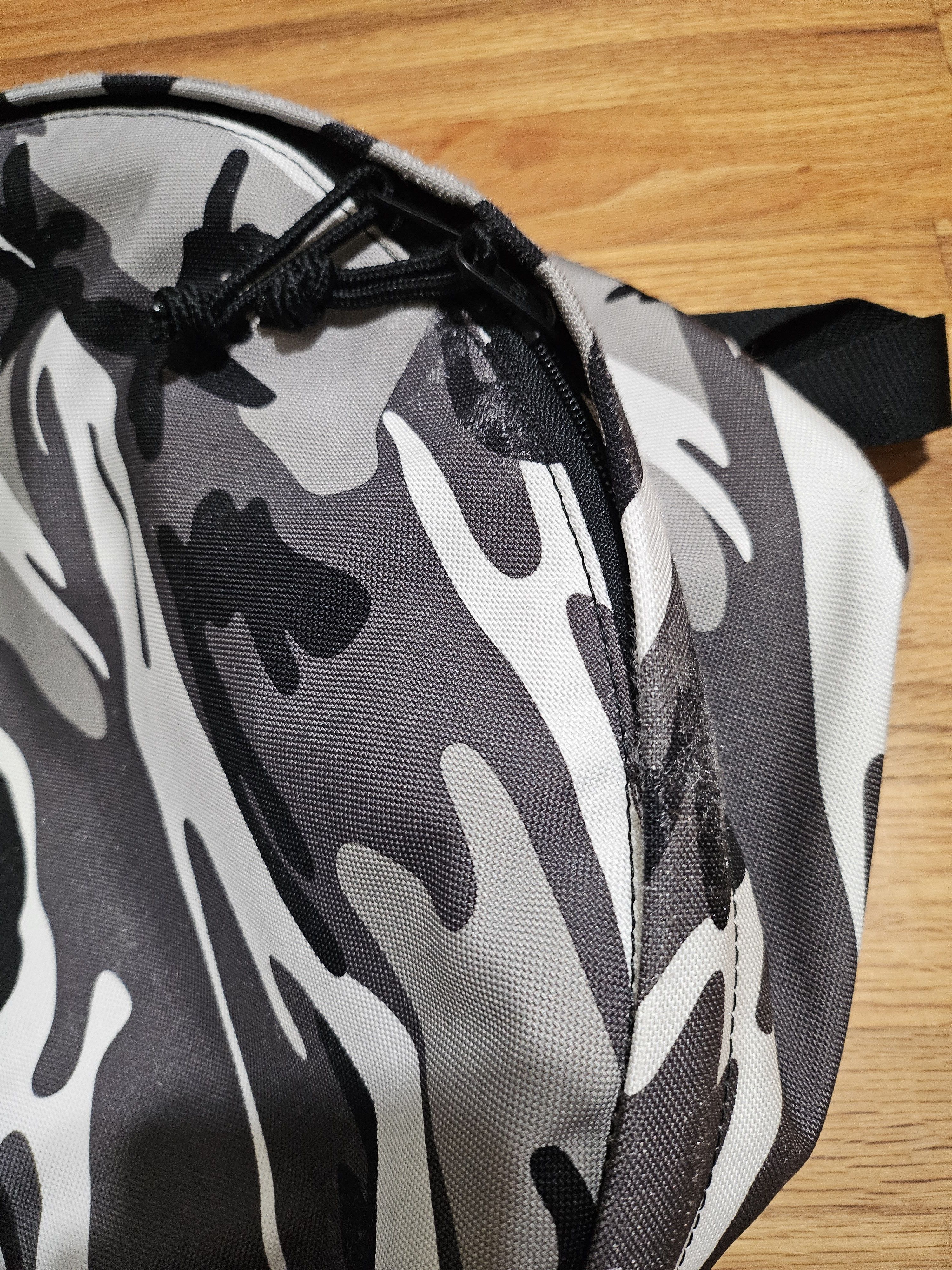 Balenciaga Balenciaga Explorer Backpack Camo Print Distressed Size ONE SIZE - 7 Thumbnail