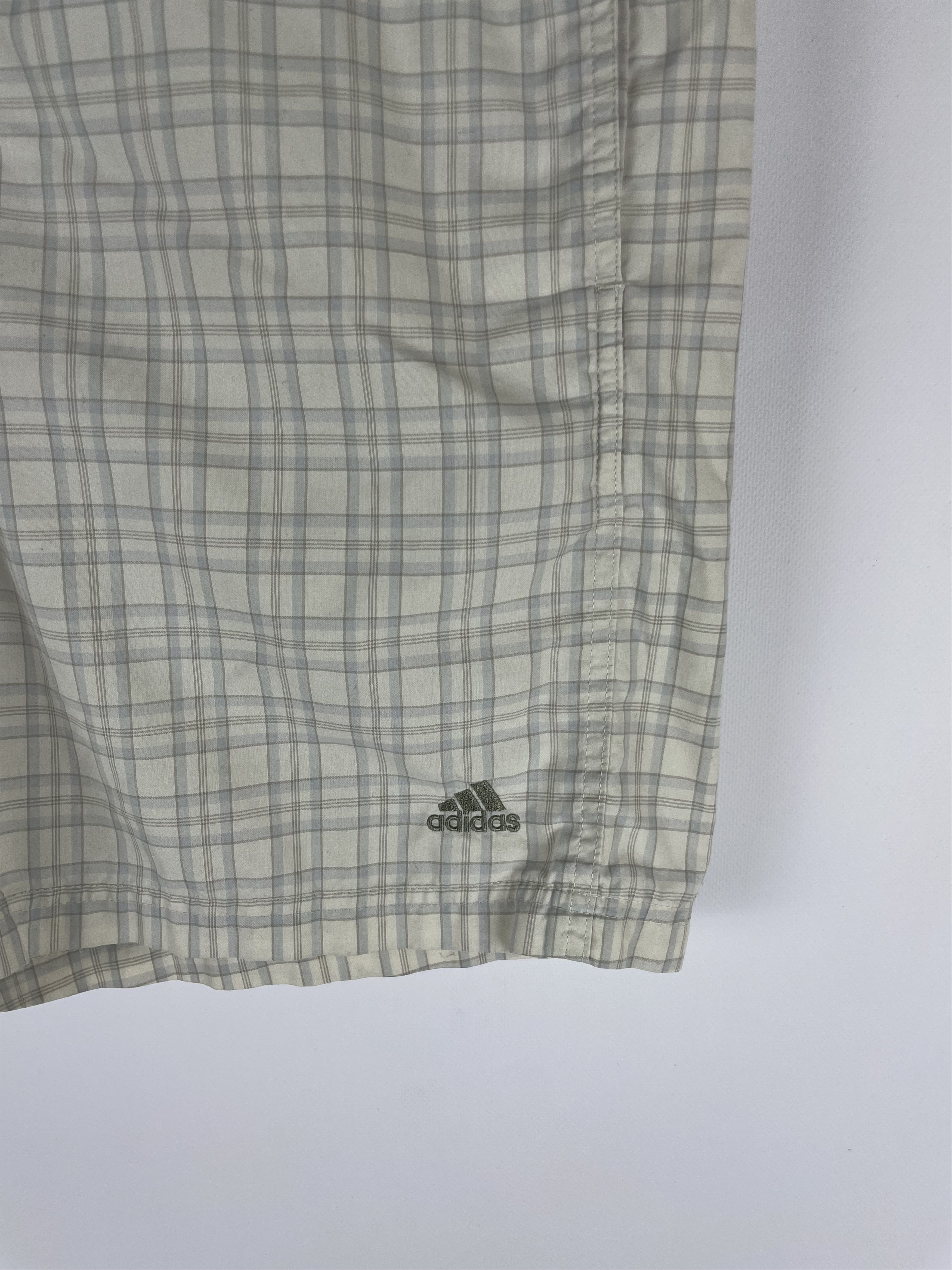 Adidas Vintage Y2k Adidas Shorts Size US 34 / EU 50 - 3 Thumbnail