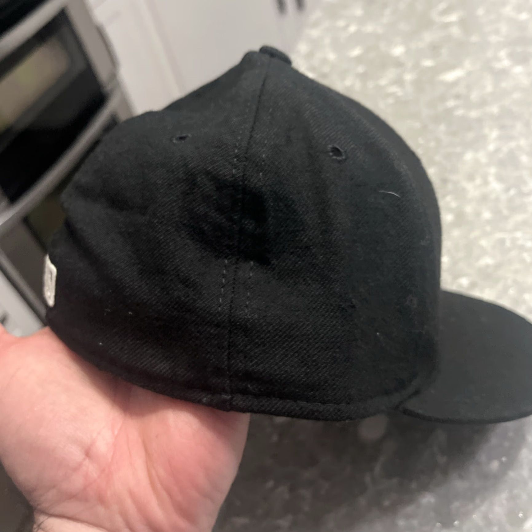 New Era New Era Atlanta Braves 59Fifty Hat Cap Black on Black Fitted 7 1/8 Size ONE SIZE - 4 Thumbnail