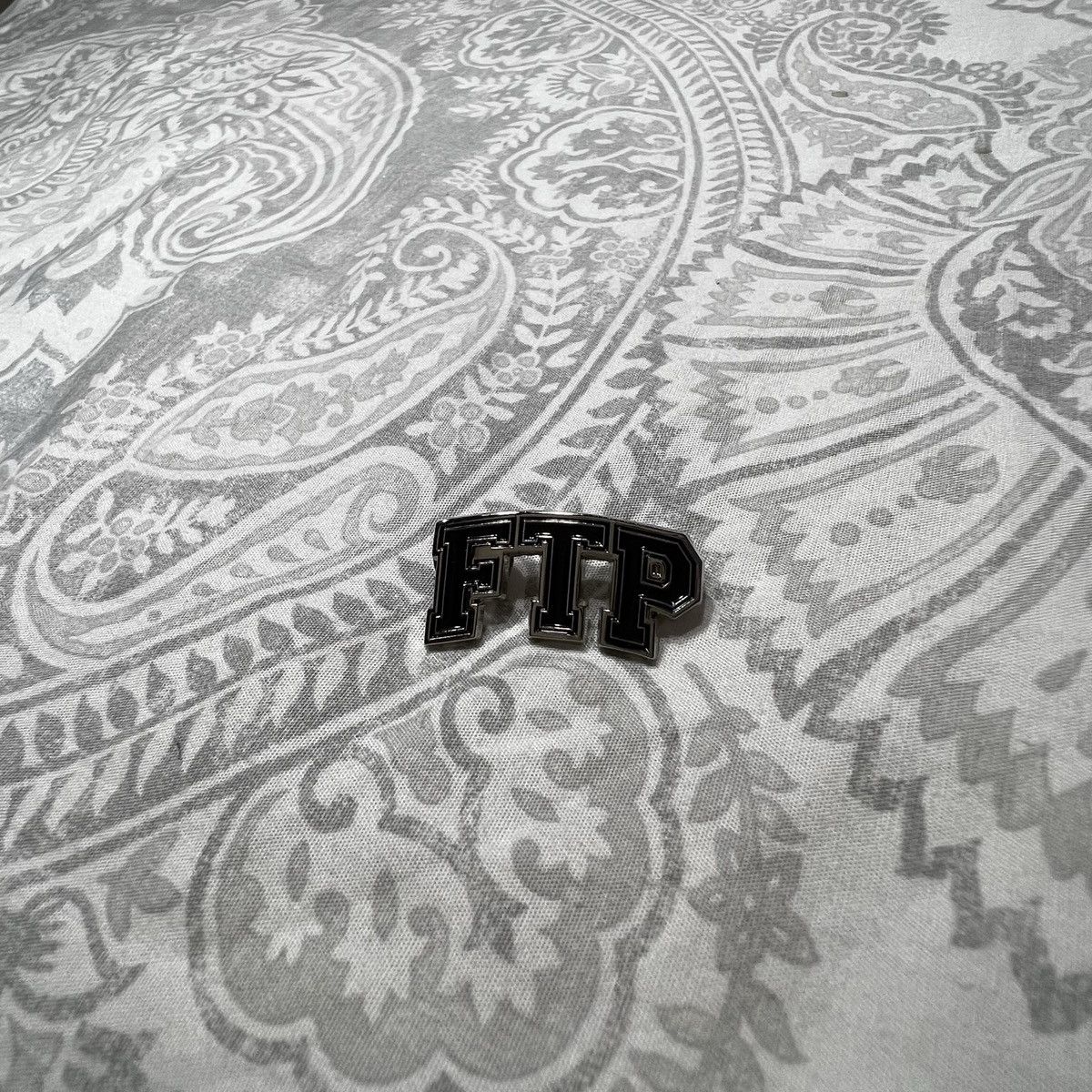 Fuck The Population FTP Arch Logo pin Size ONE SIZE - 18 Thumbnail