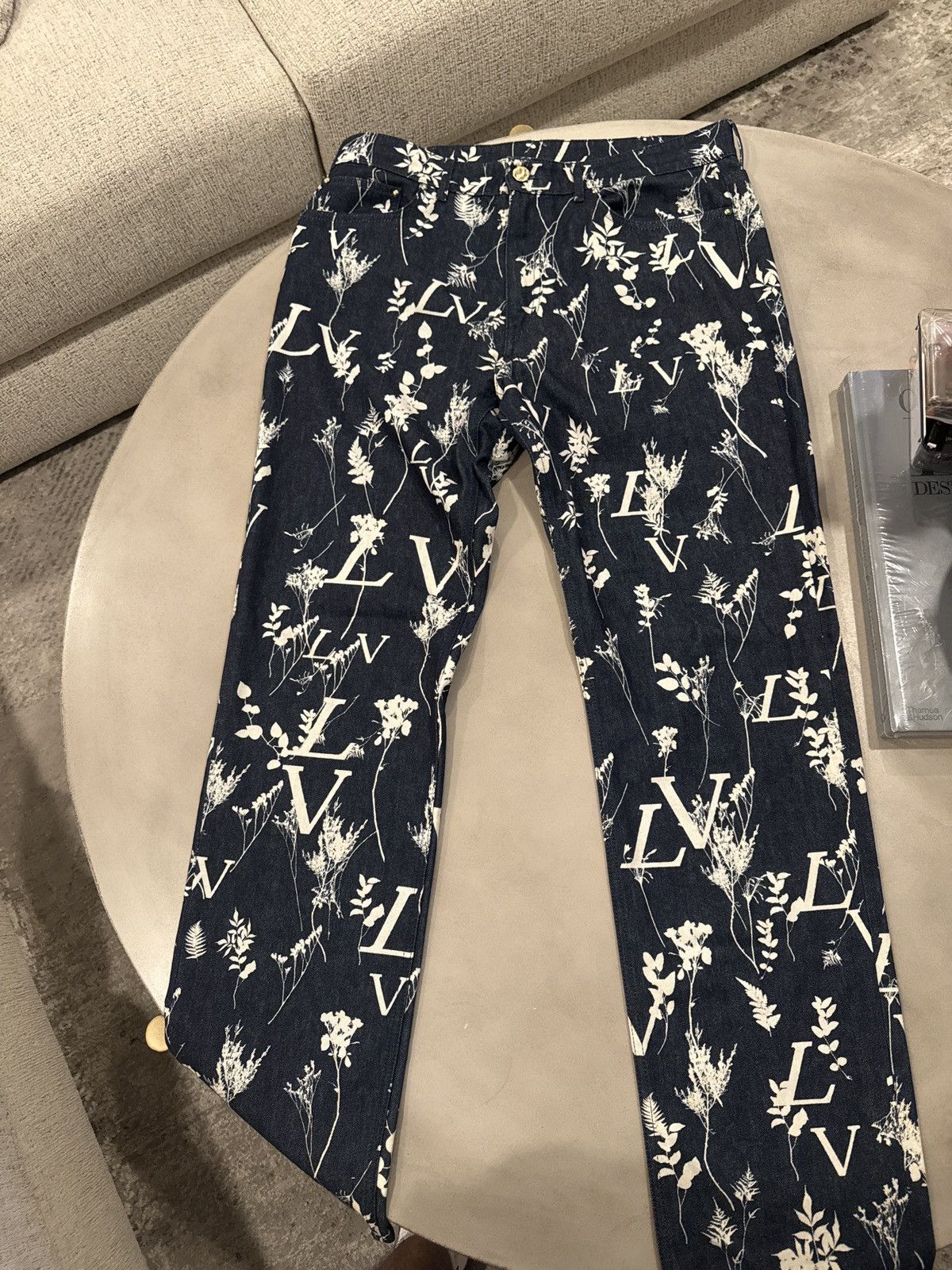 Louis Vuitton Louis Vutton Pants Size US 36 / EU 52 - 1 Thumbnail