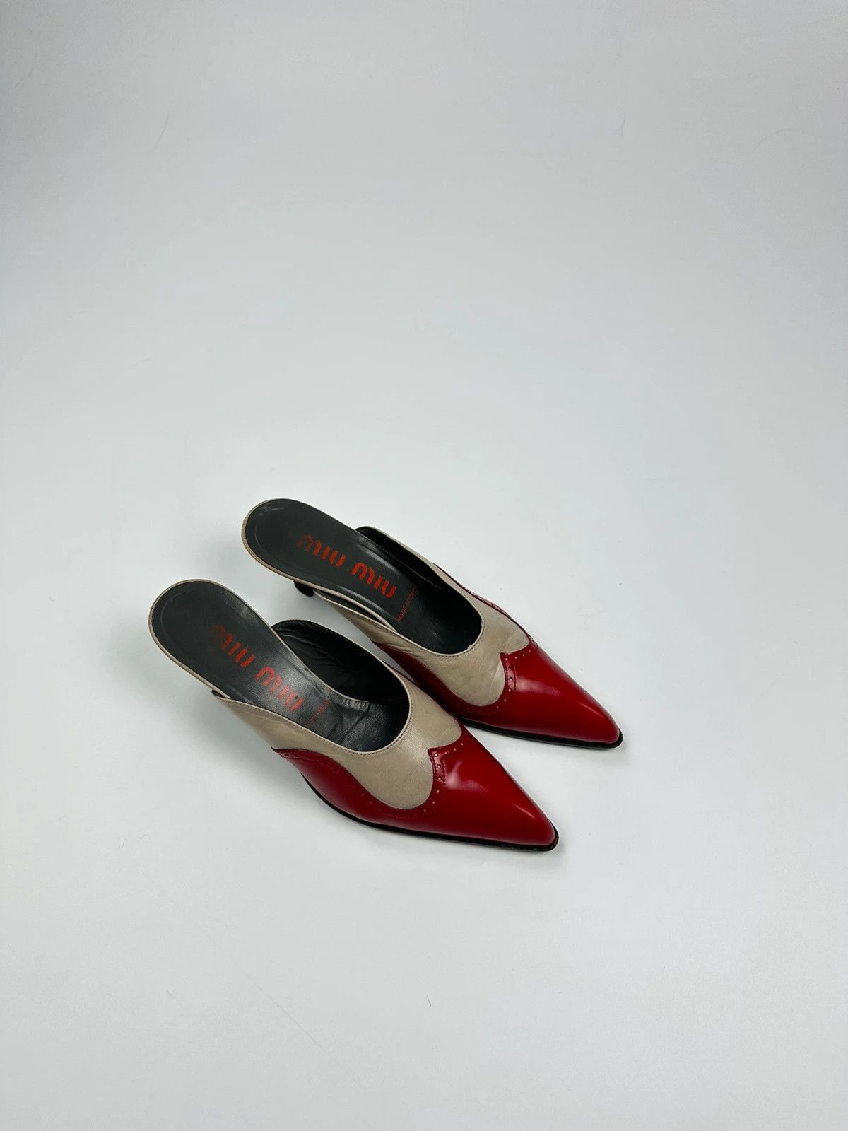 Miu Miu Miu Miu 90’s Red Leather Mules Pumps Kitten Heels Size US 6 / IT 36 - 3 Thumbnail