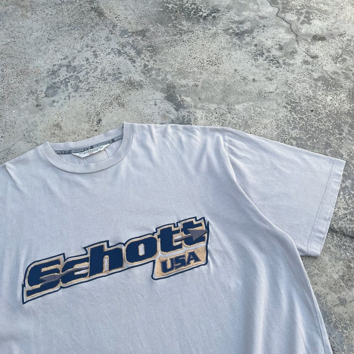 Schott Vintage Schott NYC Nice Embroided Design Tee Rare Size US XXL / EU 58 / 5 - 2 Thumbnail