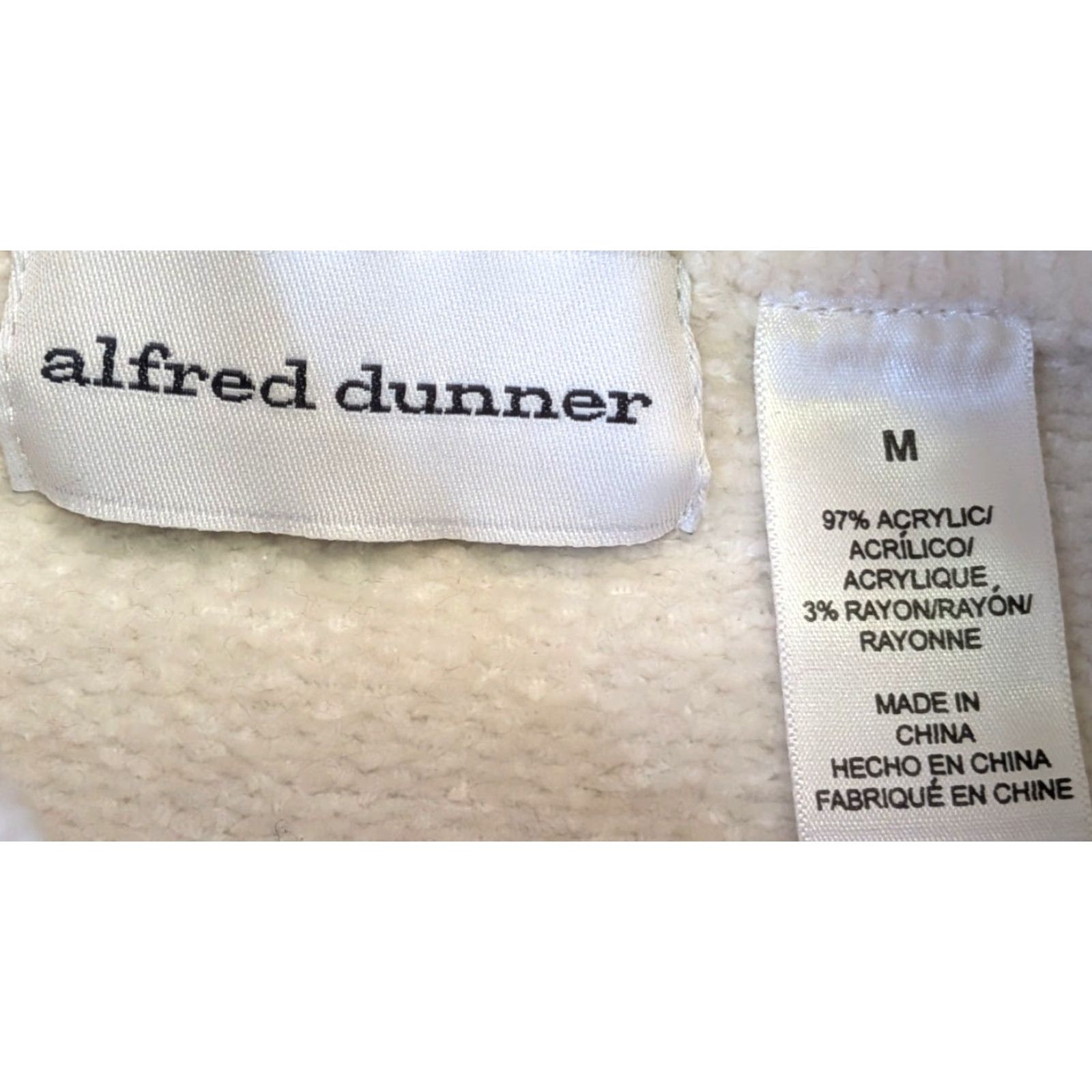 Vintage VINTAGE Alfred Dunner Pullover Sweater Geometric Chenille Black Red Cream M Women L1 Size M / US 6-8 / IT 42-44 - 4 Thumbnail
