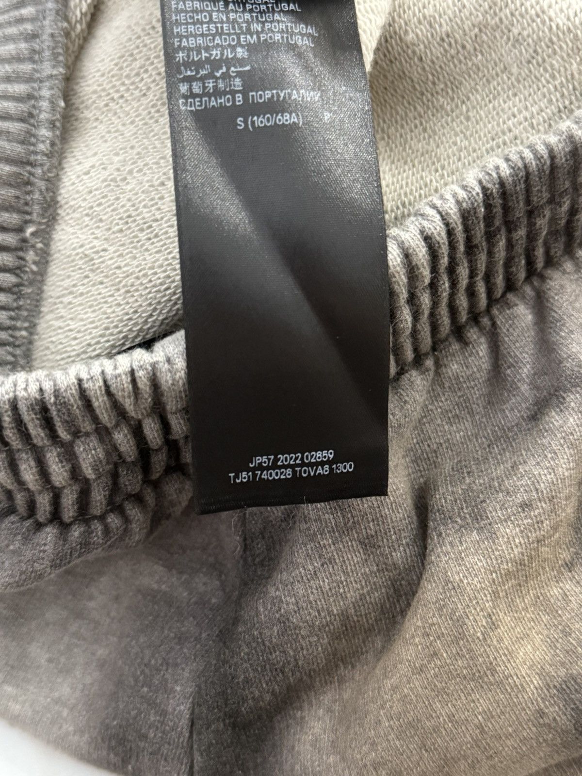 Balenciaga Balenciaga SS23 Grey Graffiti Skate Jogger Sz. S Size US 30 / EU 46 - 12 Thumbnail