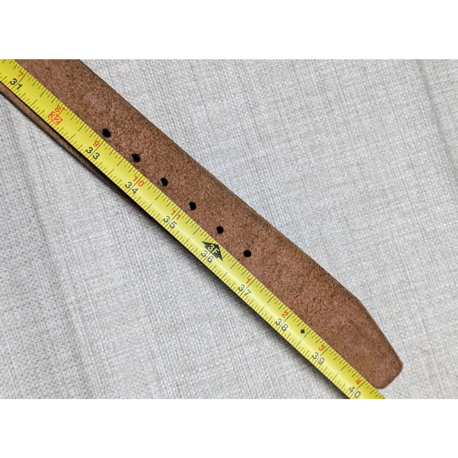 Vintage VINTAGE Handcrafted Tooled brown Western belt 34 Men Cowhide Leather Buckle belt 1-1/2" Western Rodeo Cowboy pattern Tooled buckle Size 34 - 8 Thumbnail