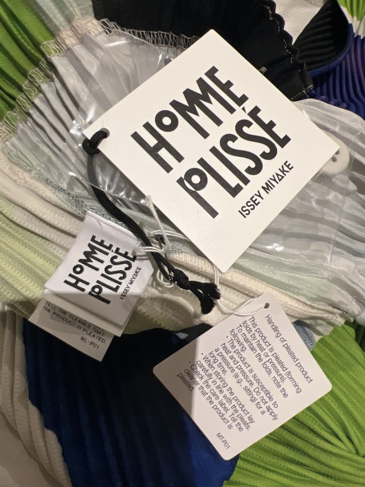Pleats Please Issey Miyake ISSEY MIYAKE plisse Trousers size medium 2 colourful Size US 34 / EU 50 - 9 Thumbnail