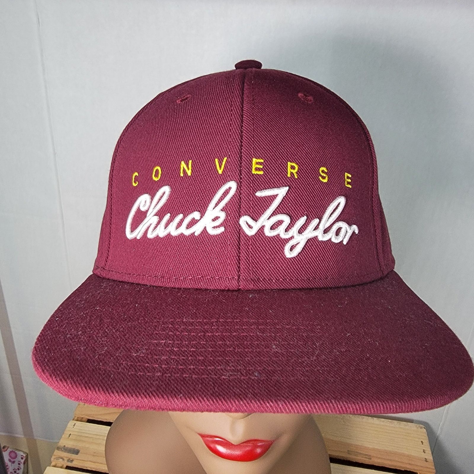Converse Converse "Chuck Taylor" Dark Red Snap Back Ball Cap Size ONE SIZE - 1 Thumbnail