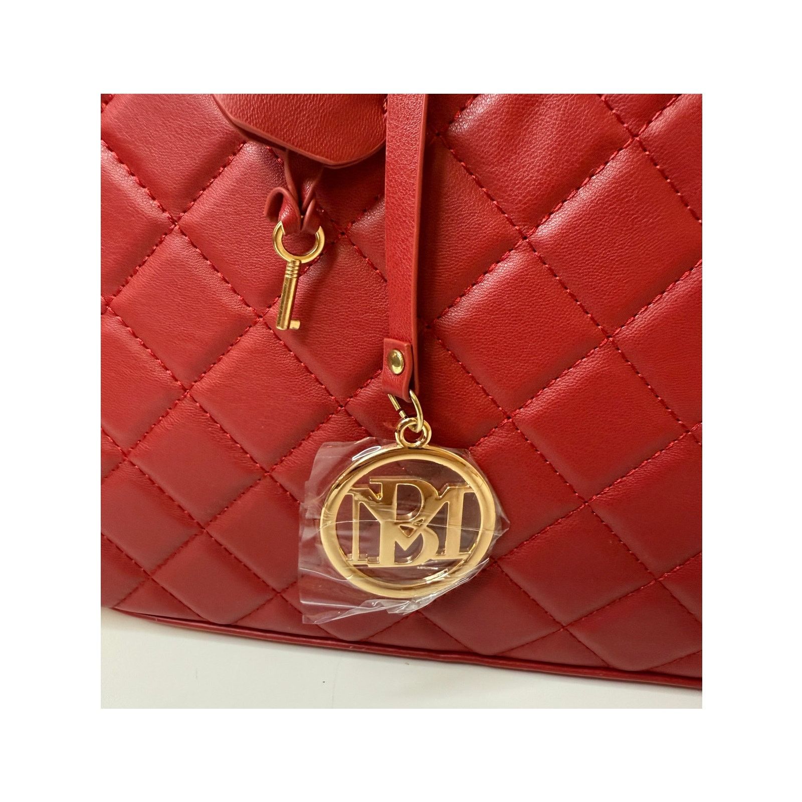 Badgley Mischka BADGLEY MISCHKA Brick RED Diamond Quilted Tote w/ Front Lock Size ONE SIZE - 4 Thumbnail