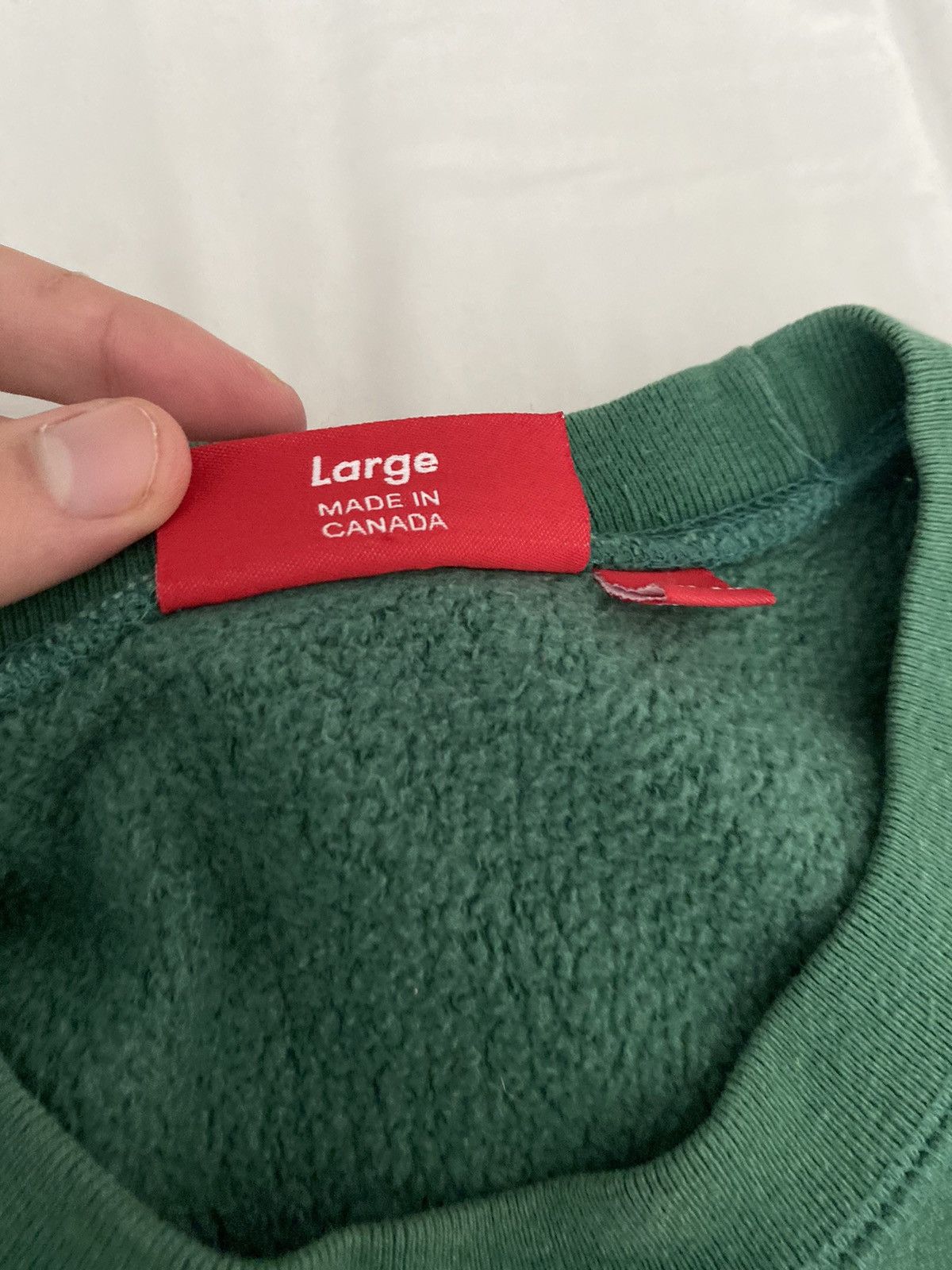 Supreme Supreme london shop small box green Size US L / EU 52-54 / 3 - 4 Thumbnail