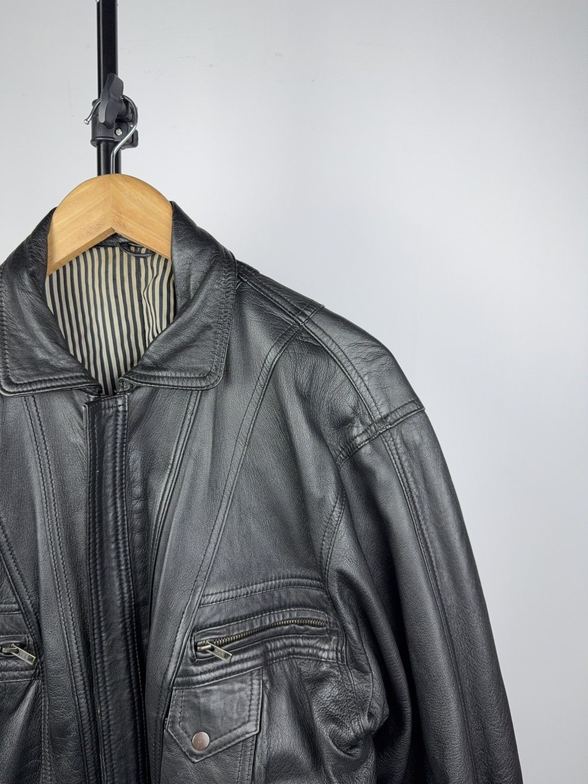 Vintage Vintage 90s Avant Garde Leather Biker MOTO Y2K Jacket Size US S / EU 44-46 / 1 - 3 Thumbnail